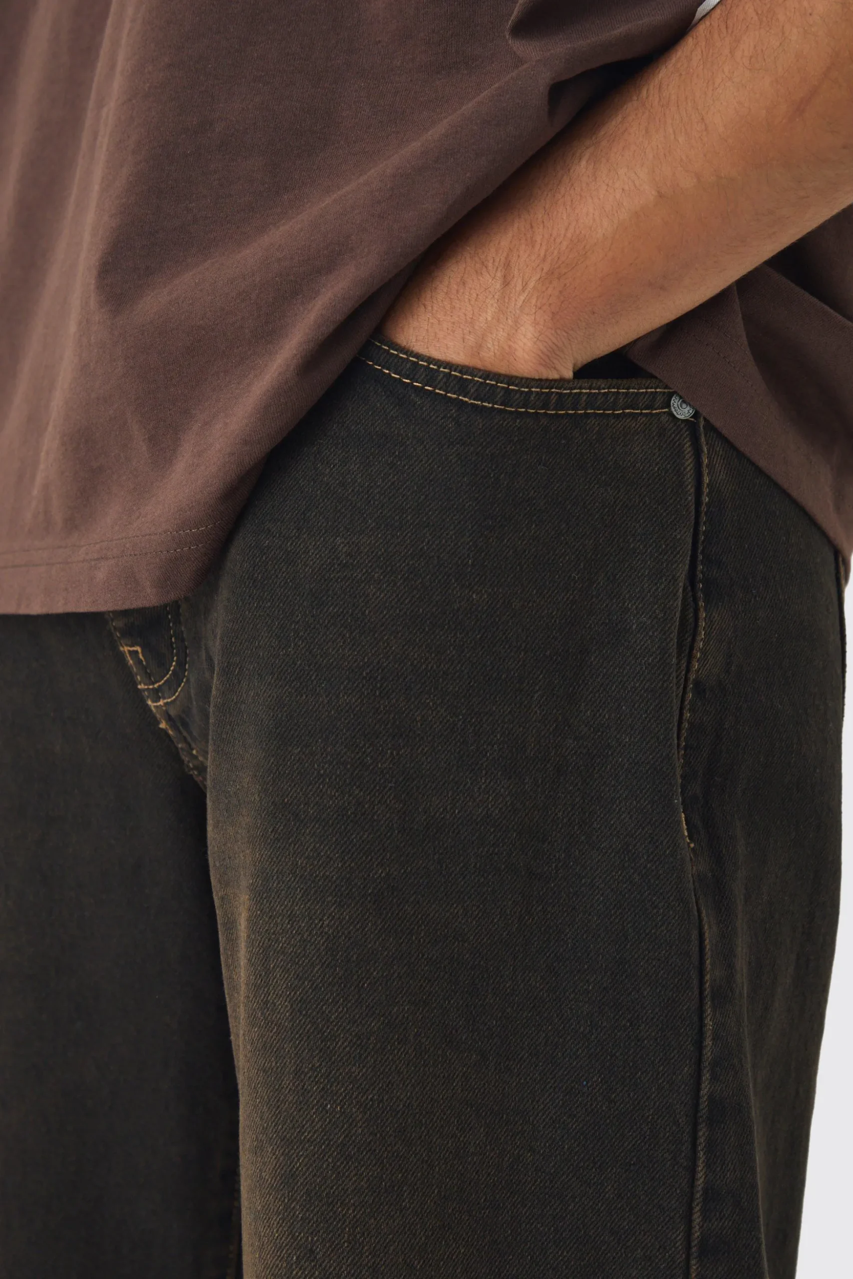 Relaxed Fit Washed Tinted Jeans | BoohooMAN UK