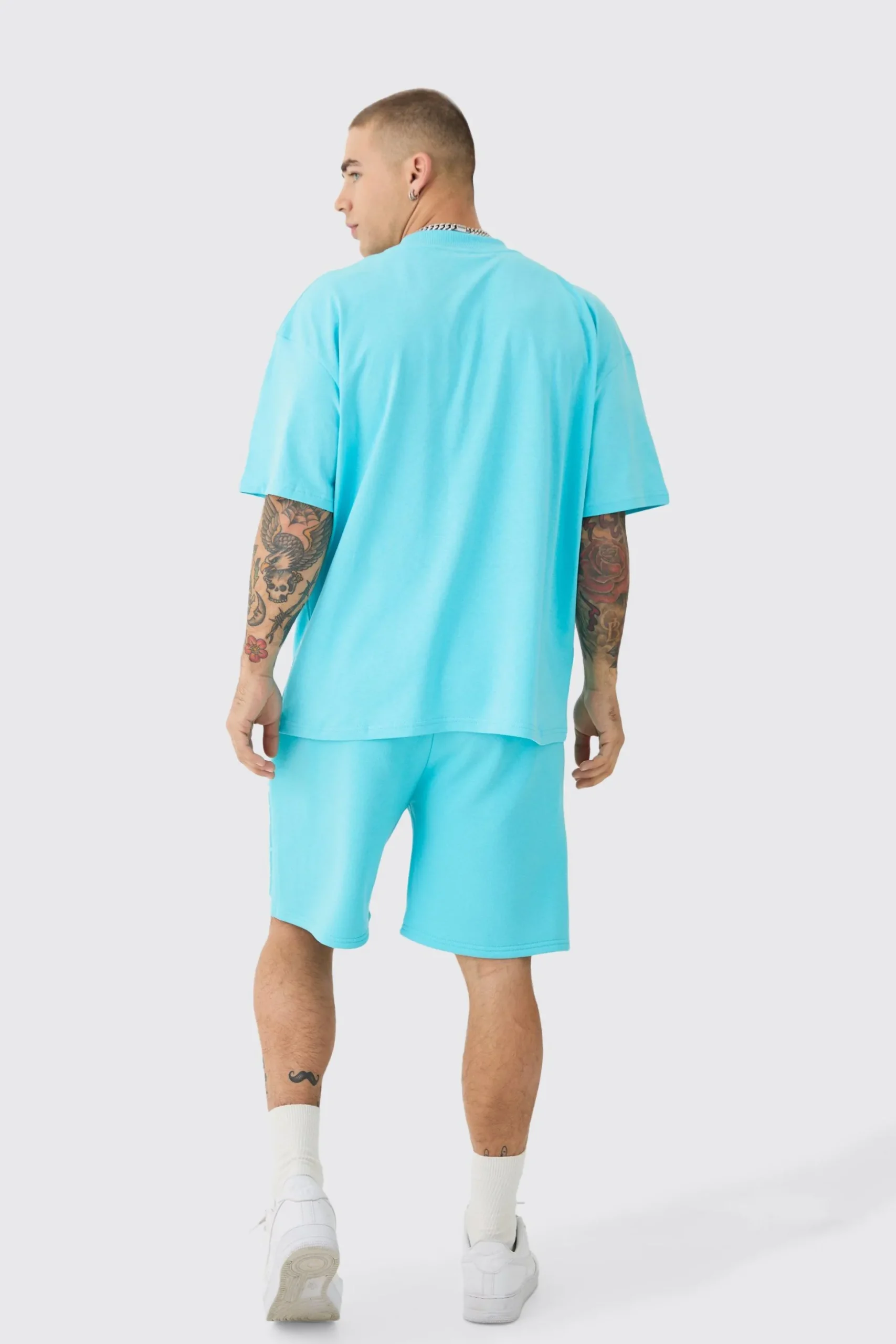 Relaxed Limited Embossed Short | BoohooMAN UK