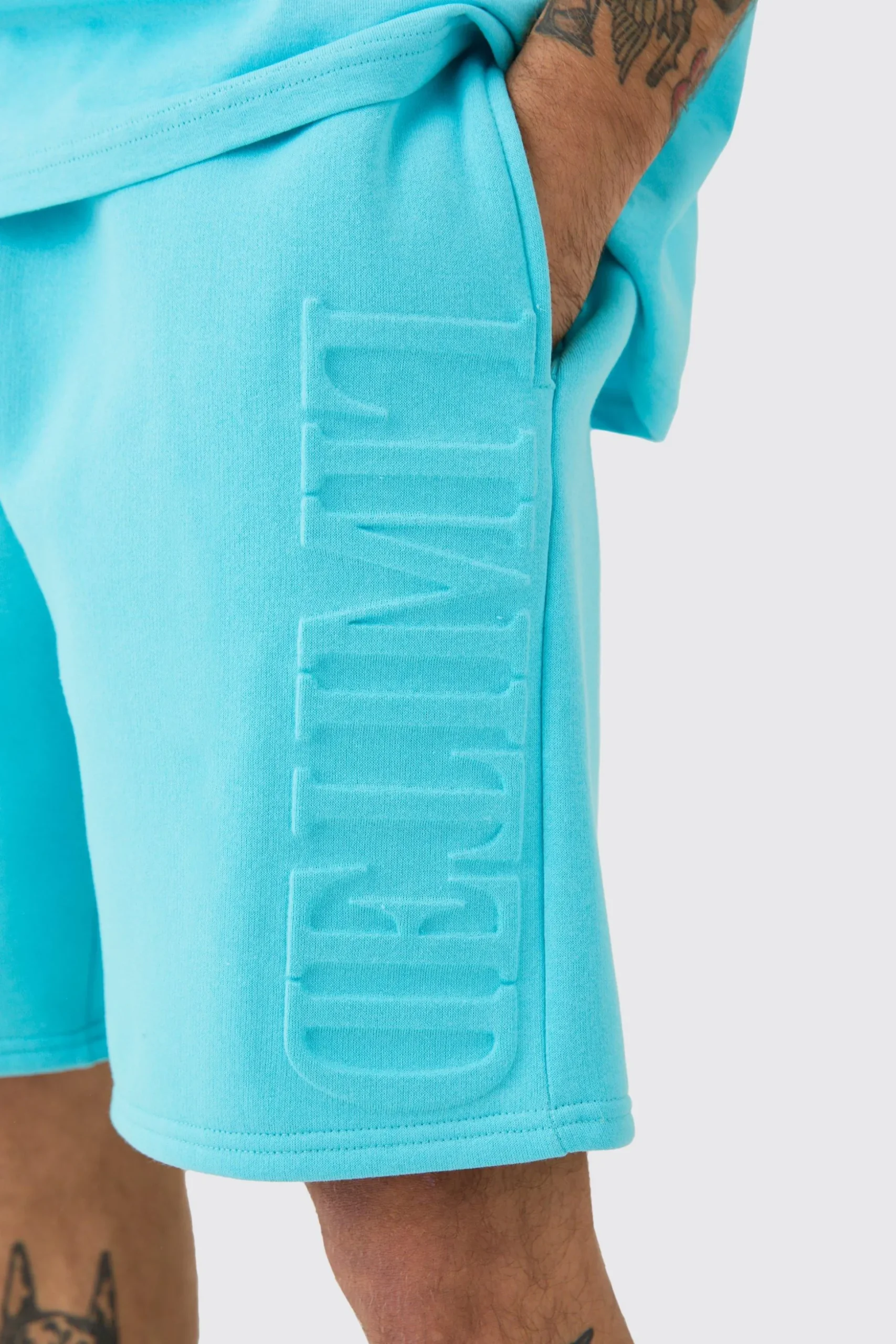 Relaxed Limited Embossed Short | BoohooMAN UK