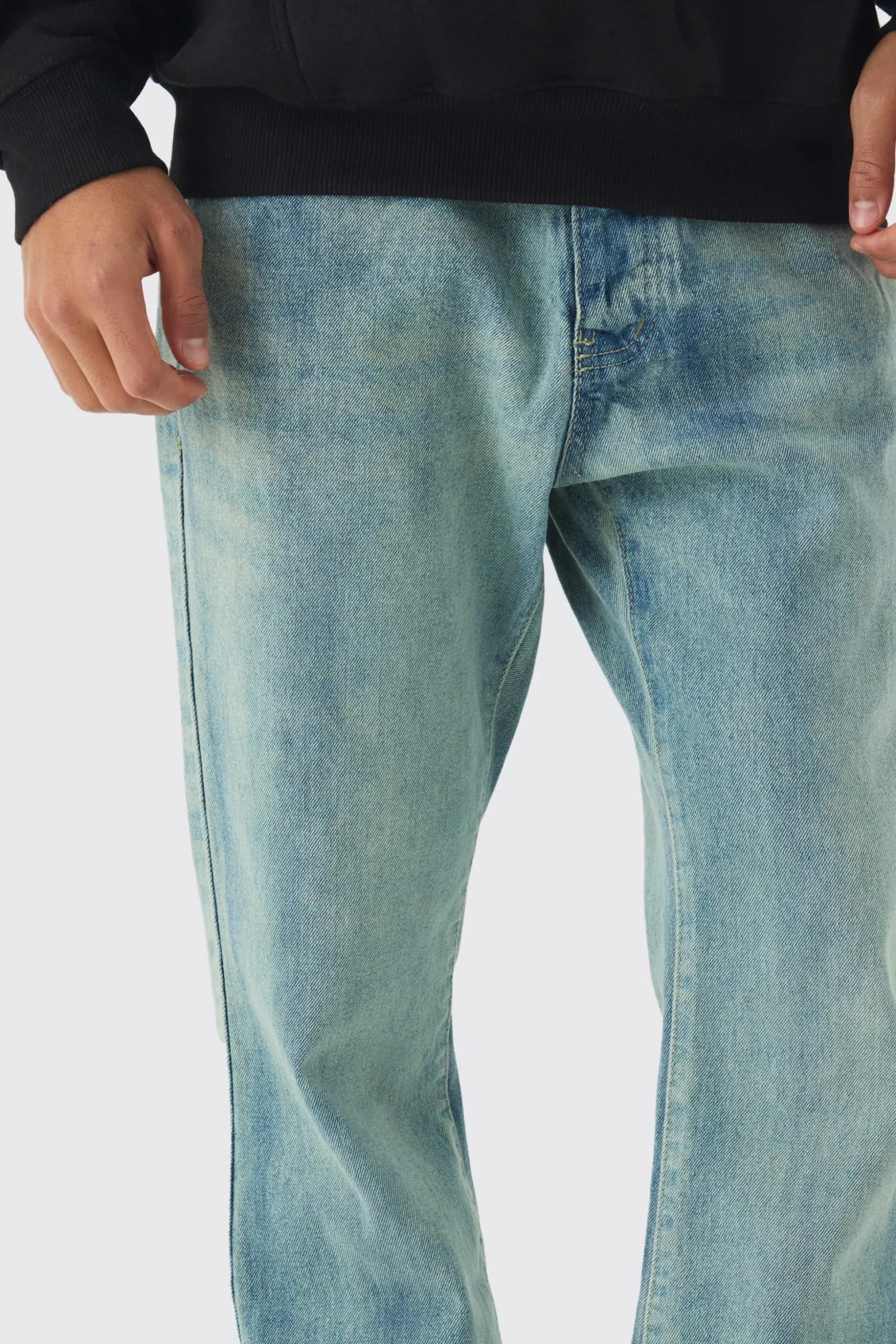 Relaxed Rigid Flare Jean | BoohooMAN UK