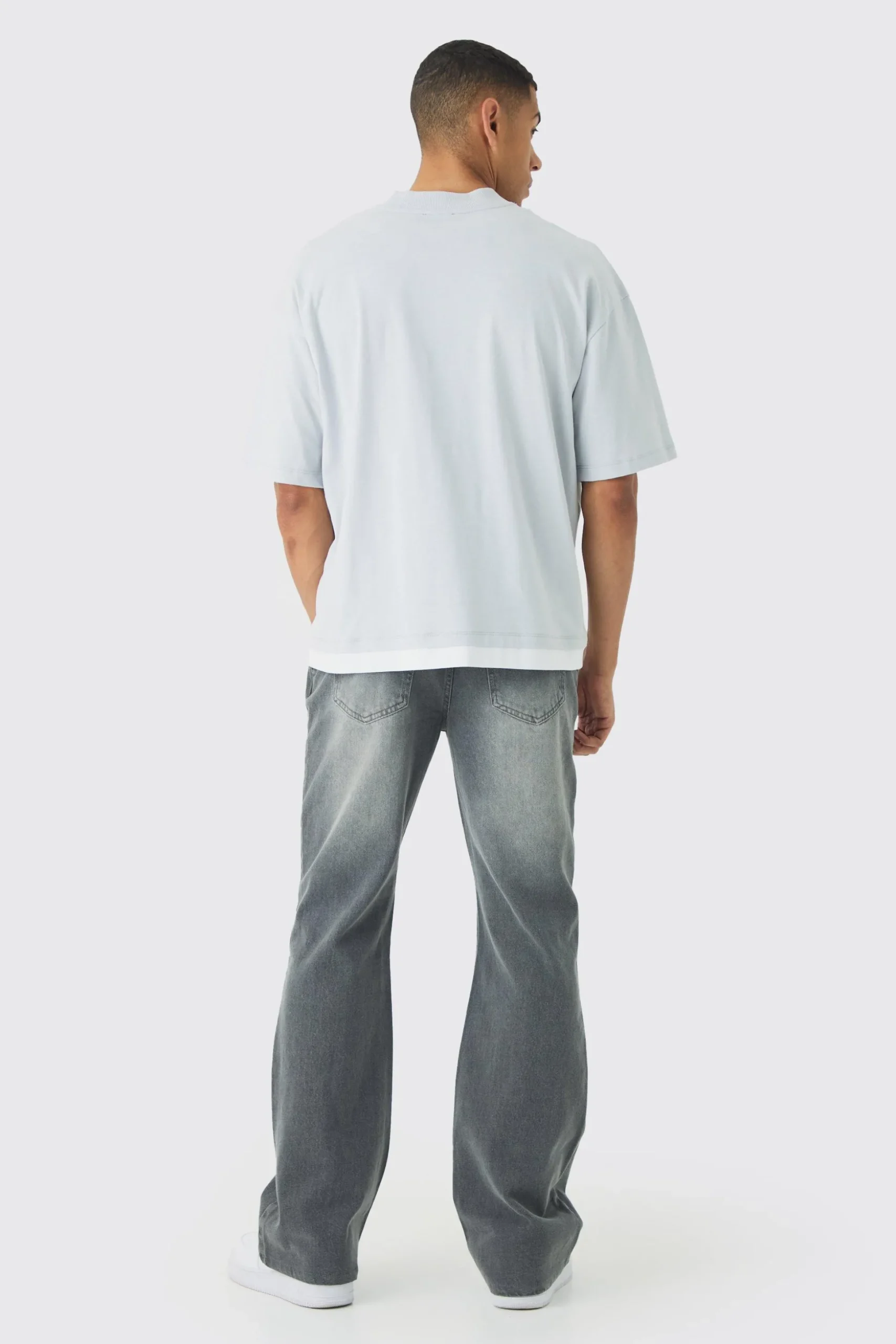 Relaxed Rigid Flare Jean In Mid Grey | BoohooMAN UK