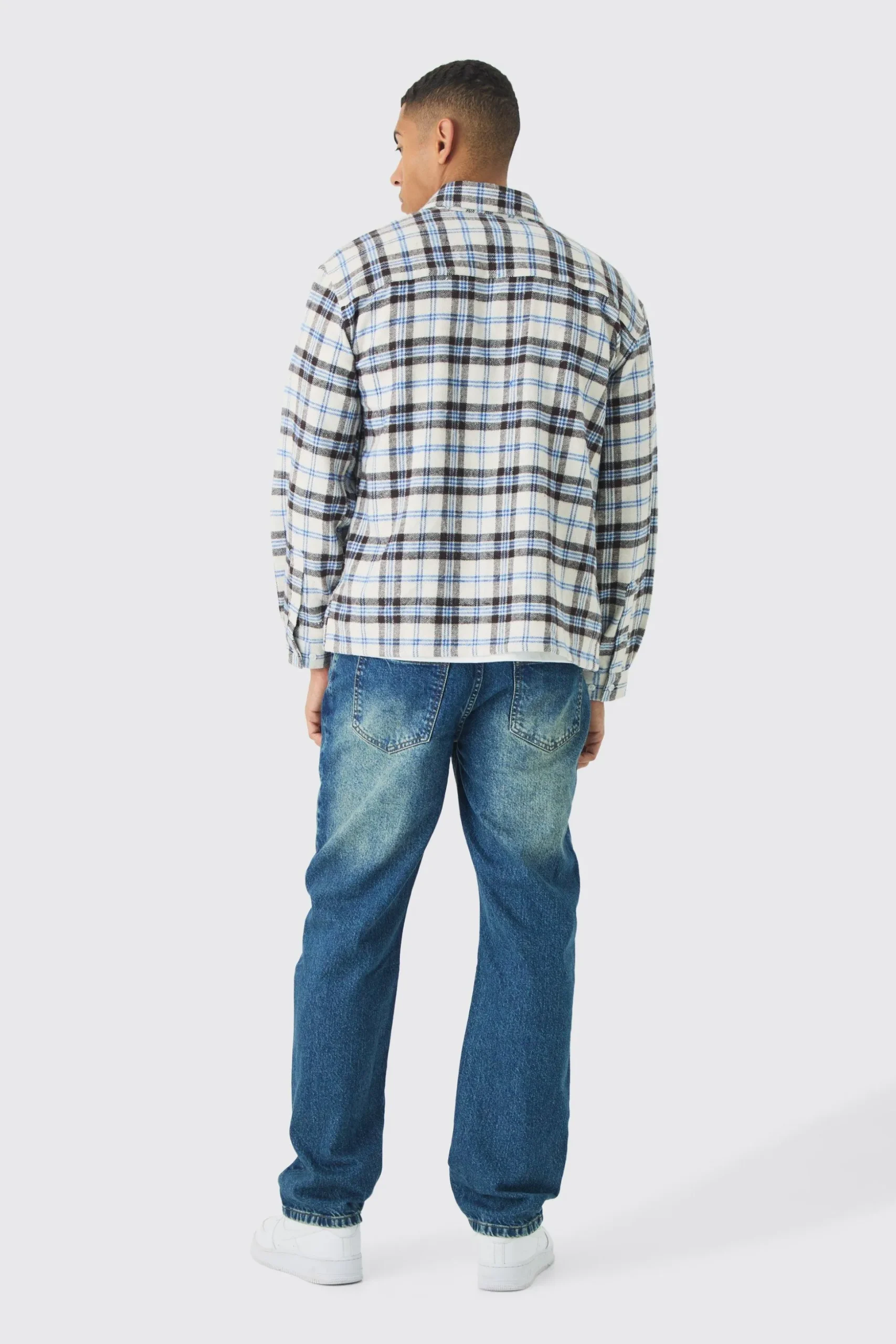 Relaxed Rigid Jean In Vintage Blue | BoohooMAN UK
