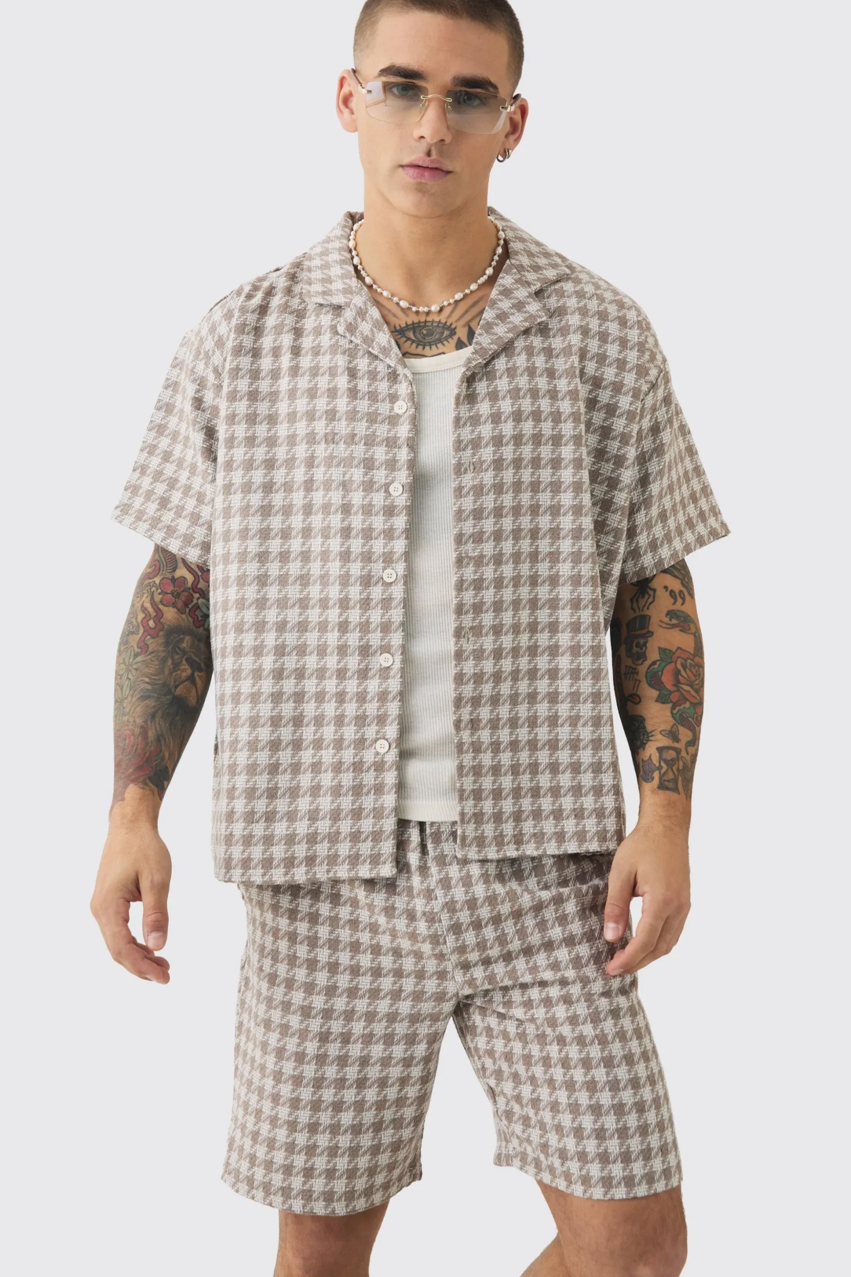 Short Sleeve Boxy Linen Look Houndstooth Shirt & Short | BoohooMAN UK