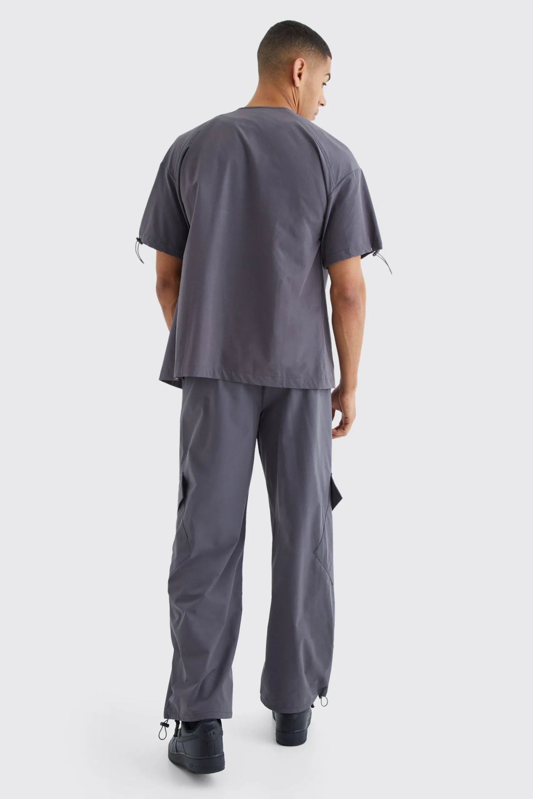 Short Sleeve Collarless Technical Zip Set | BoohooMAN UK