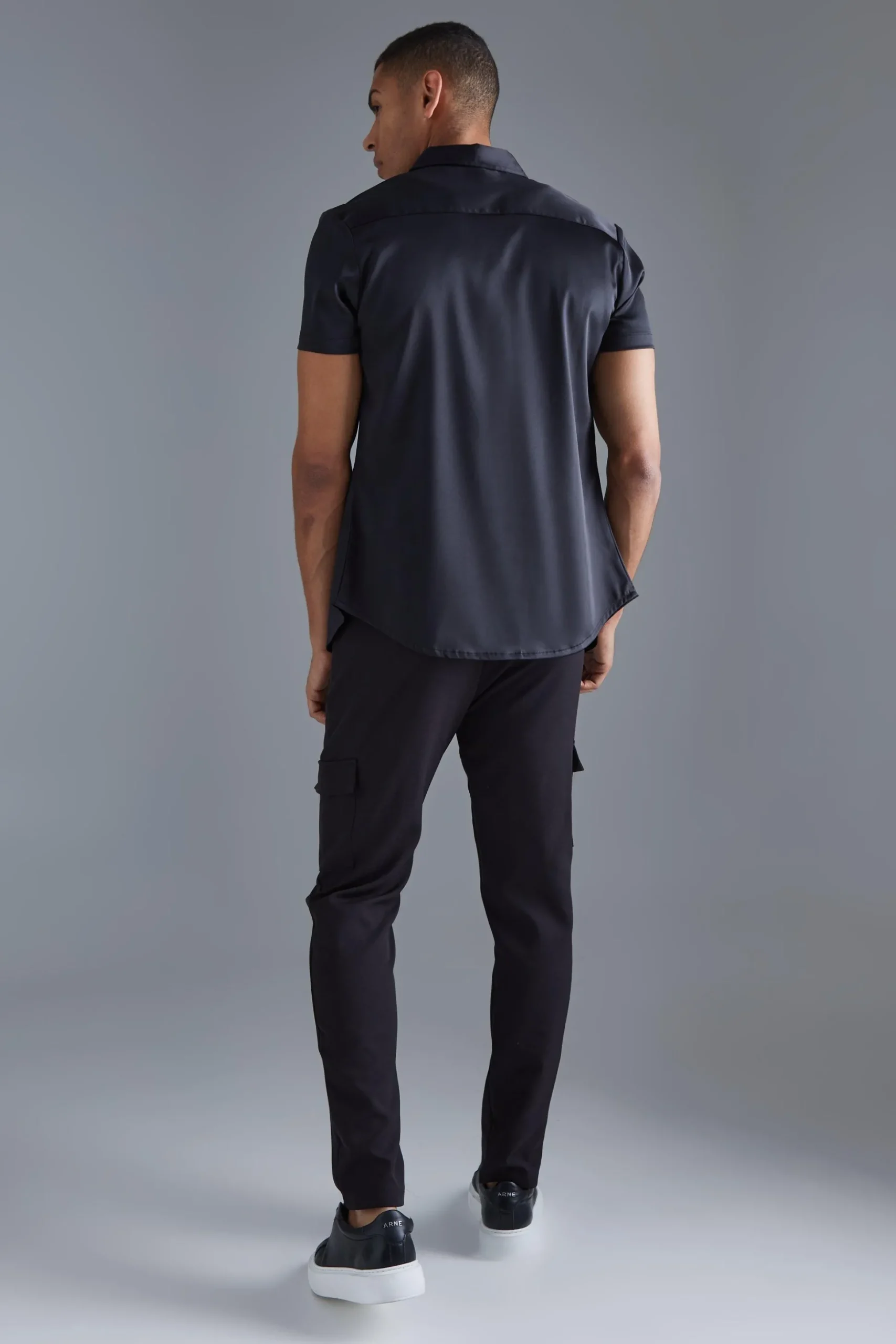 Short Sleeve Muscle Satin Shirt | BoohooMAN UK