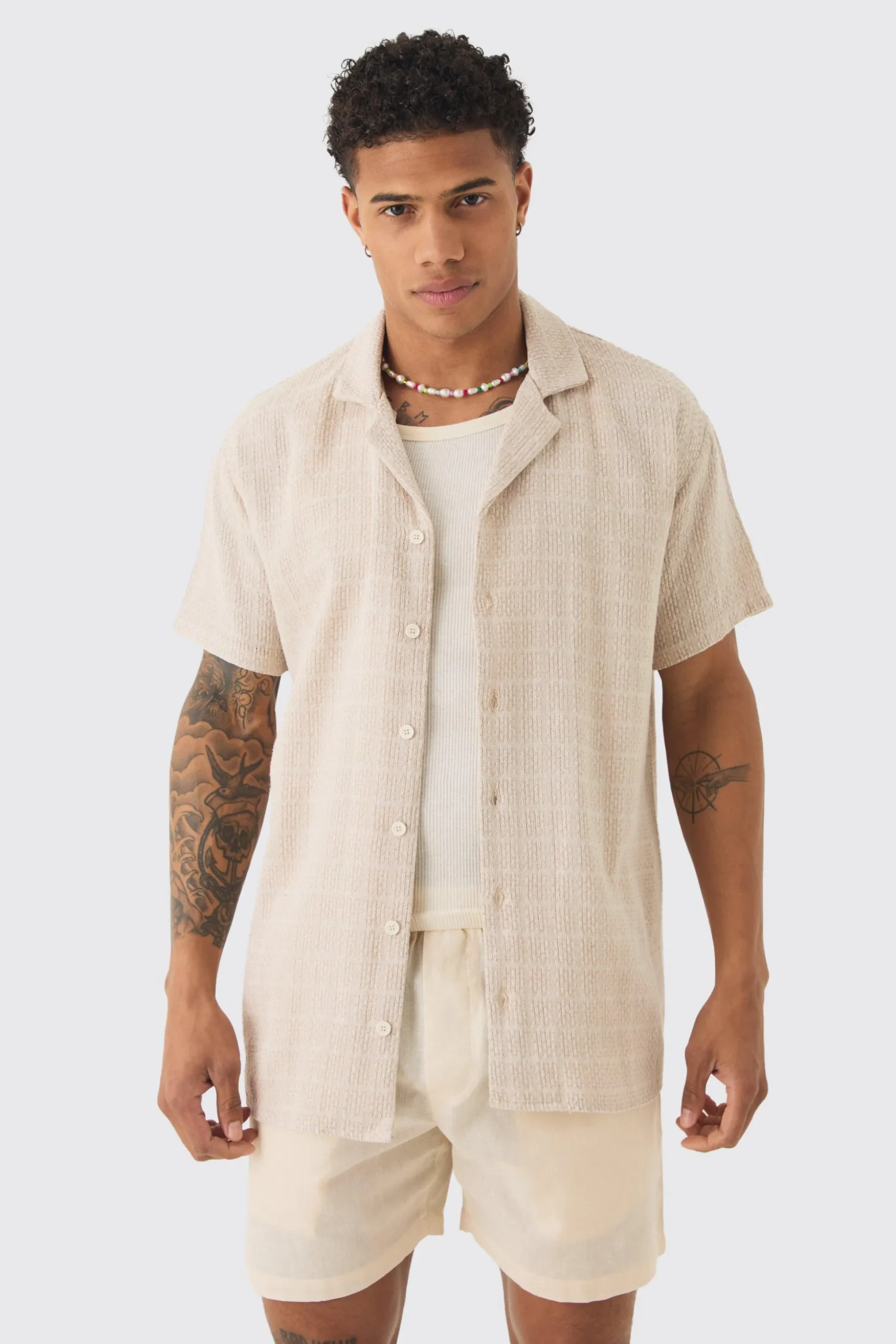 Short Sleeve Oversized Textured Check Shirt | BoohooMAN UK