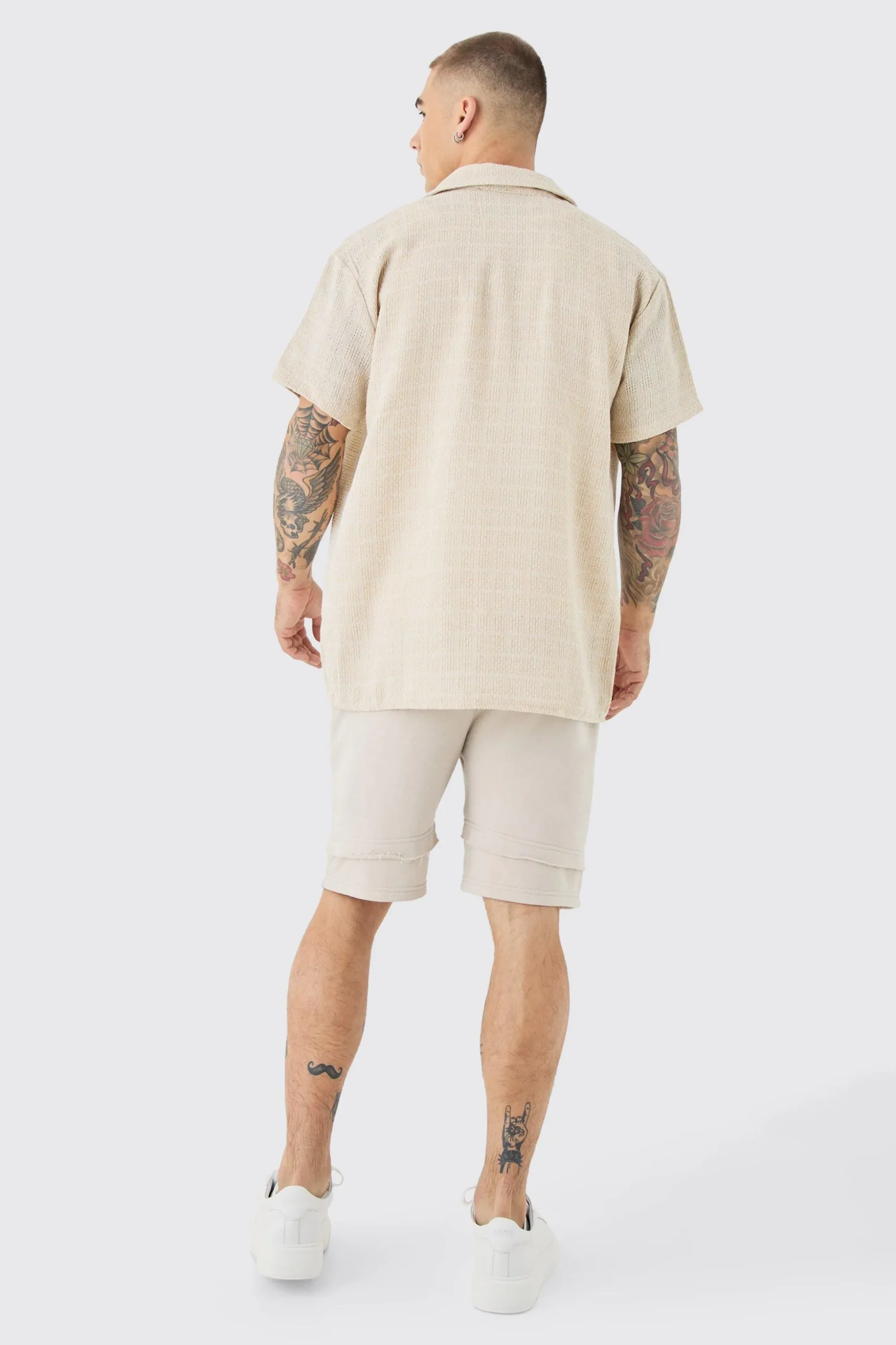 Short Sleeve Oversized Textured Check Shirt | BoohooMAN UK