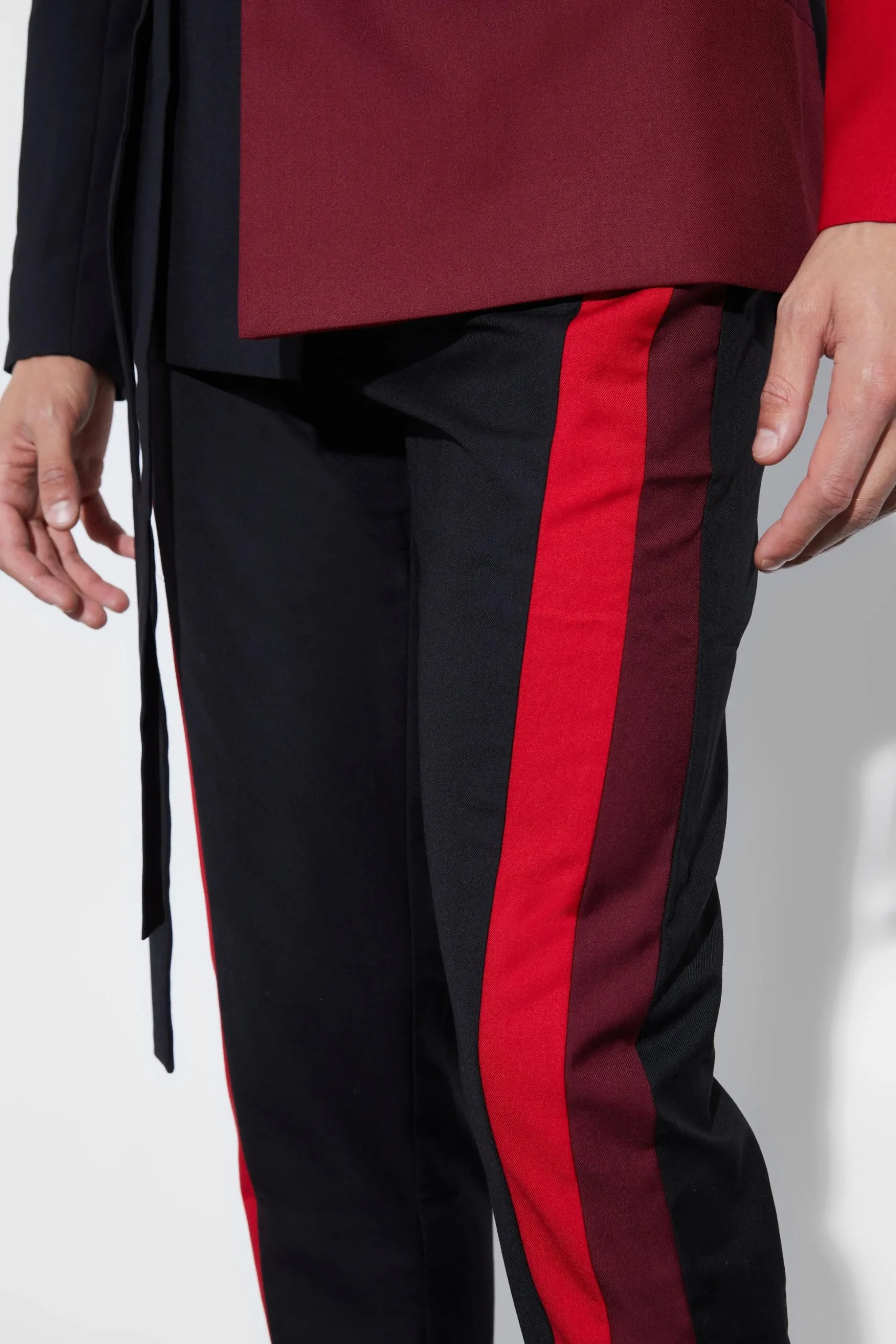 Skinny Fit Colour Block Panel Suit Trouser | BoohooMAN UK