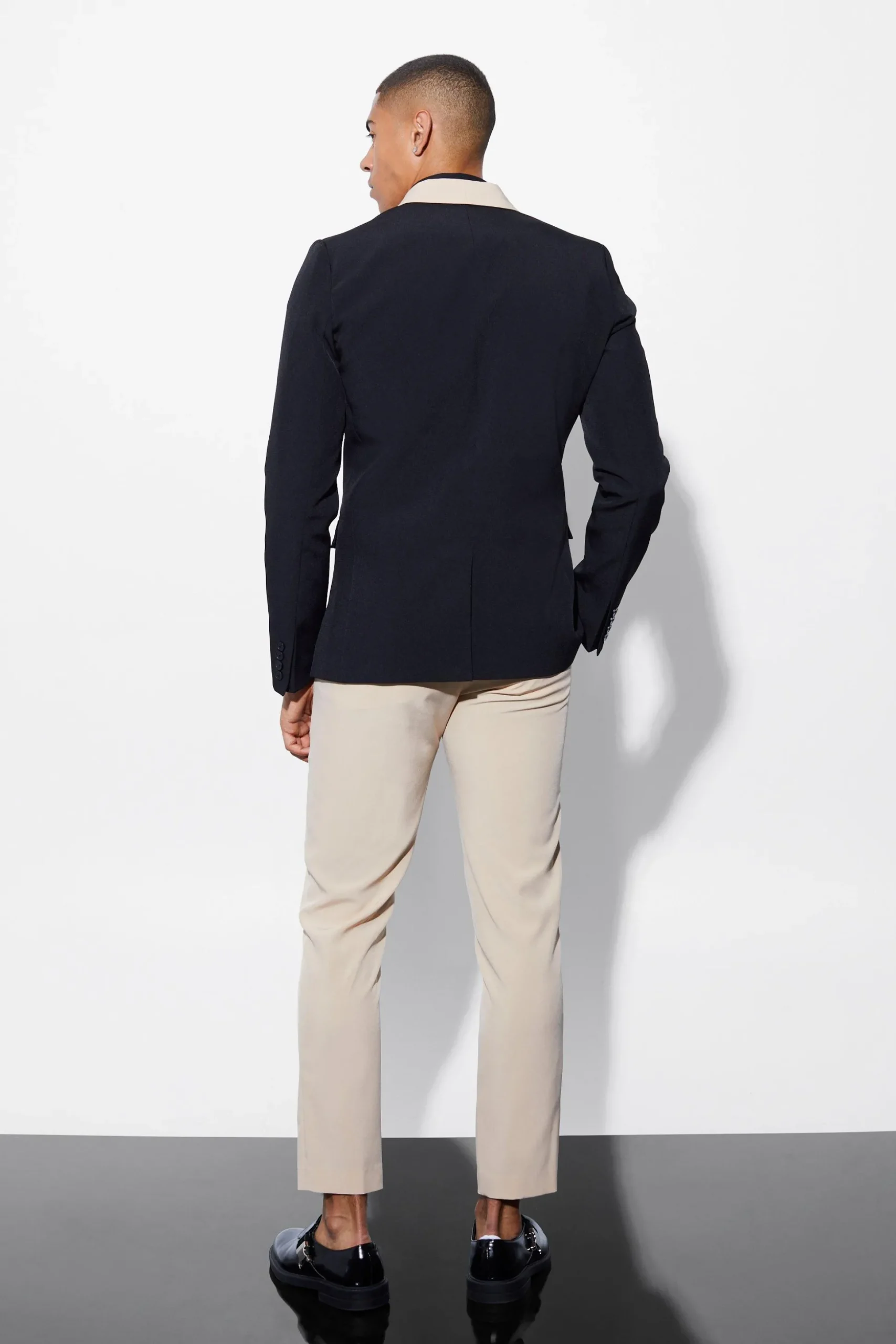Skinny Shawl Contrast Lapel Suit Jacket | BoohooMAN UK