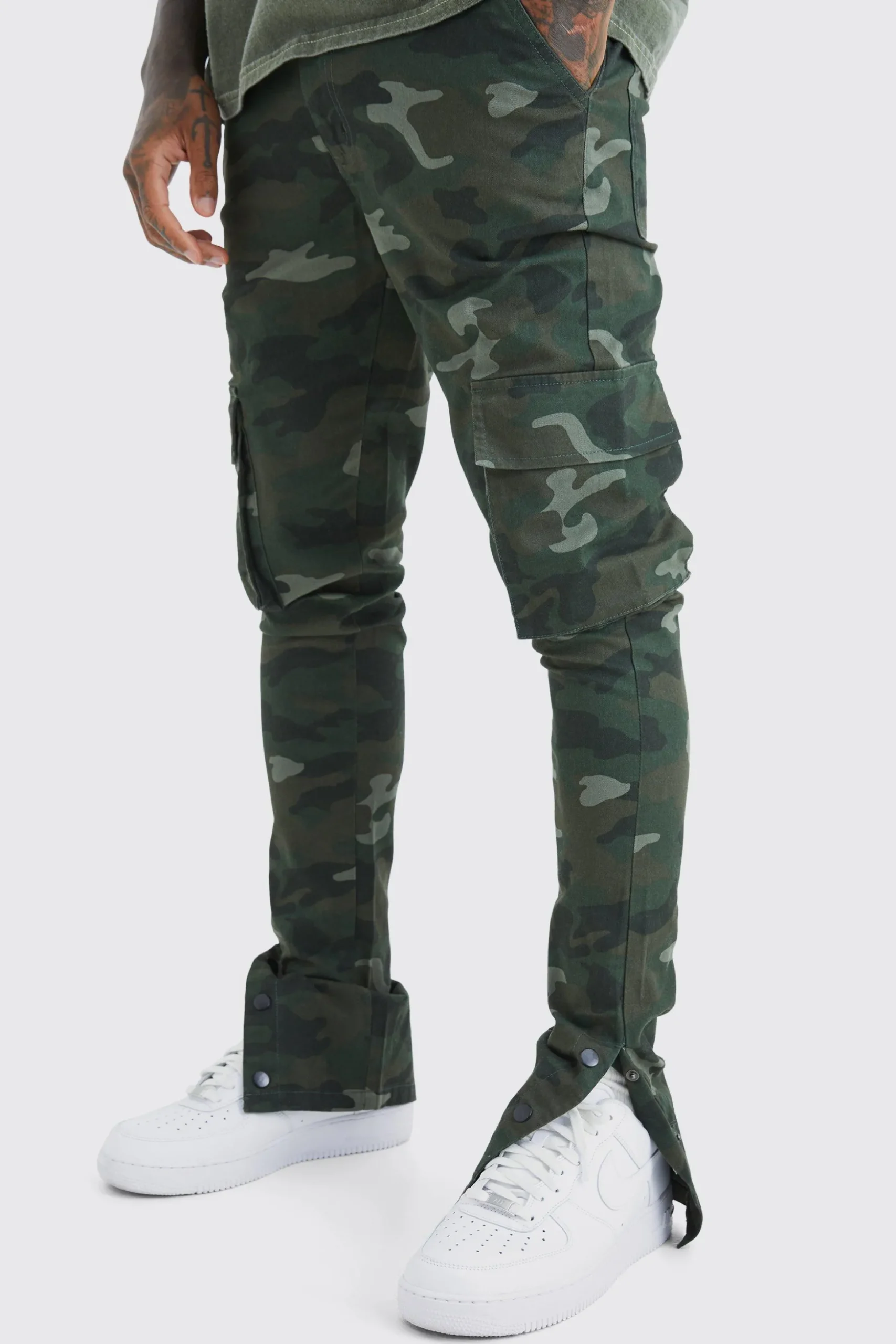 Skinny Stacked Popper Hem Camo Cargo Trouser | BoohooMAN UK
