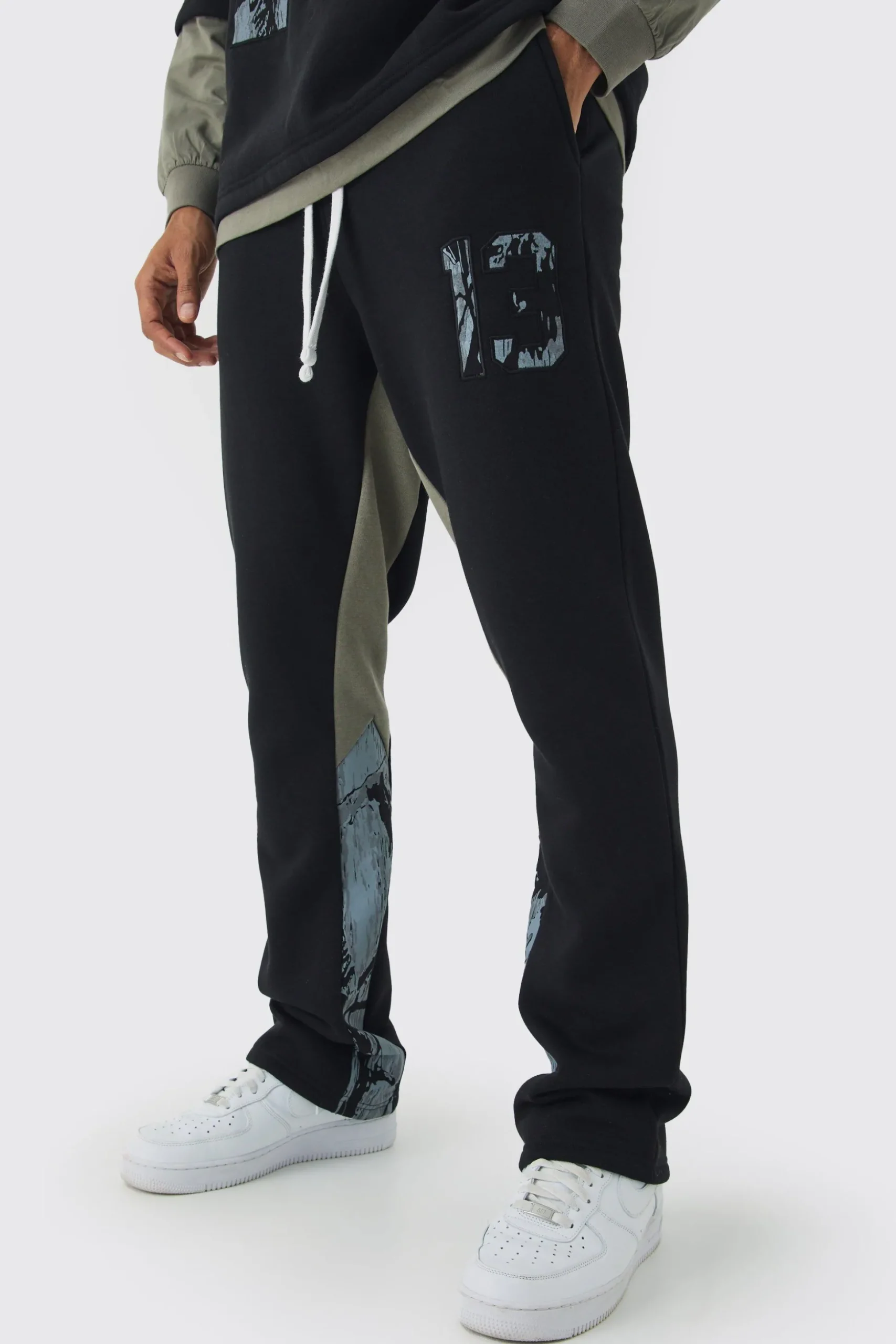 Slim Fit Camo Gusset Joggers | BoohooMAN UK