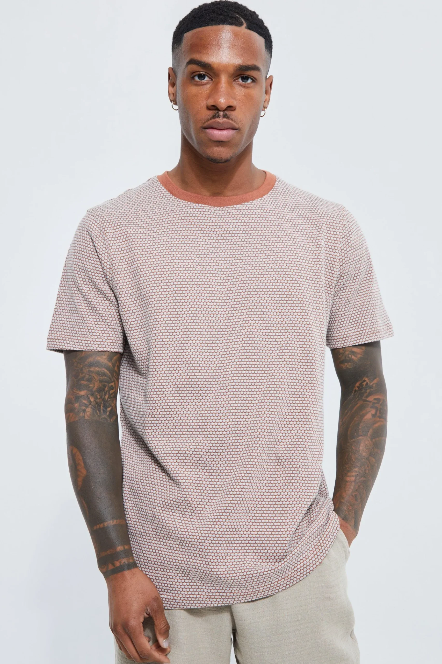 Slim Fit Honeycomb Jacquard T-shirt | BoohooMAN UK