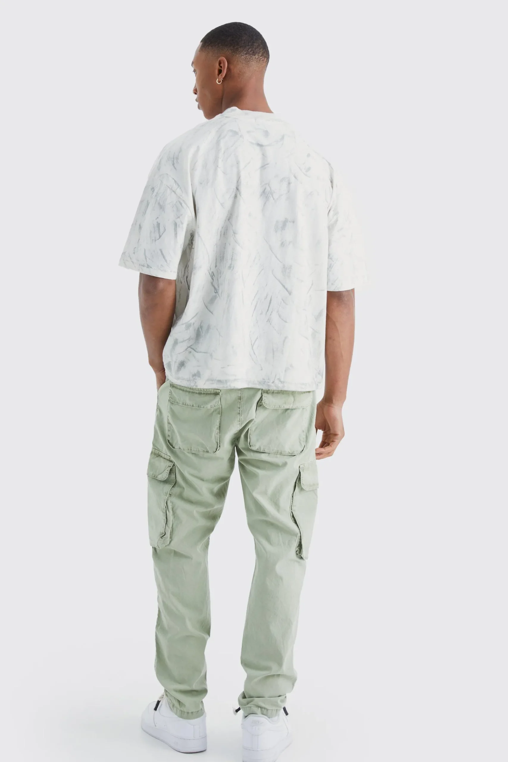 Slim Fit Overdye Acid Wash Cargo Trouser | BoohooMAN UK
