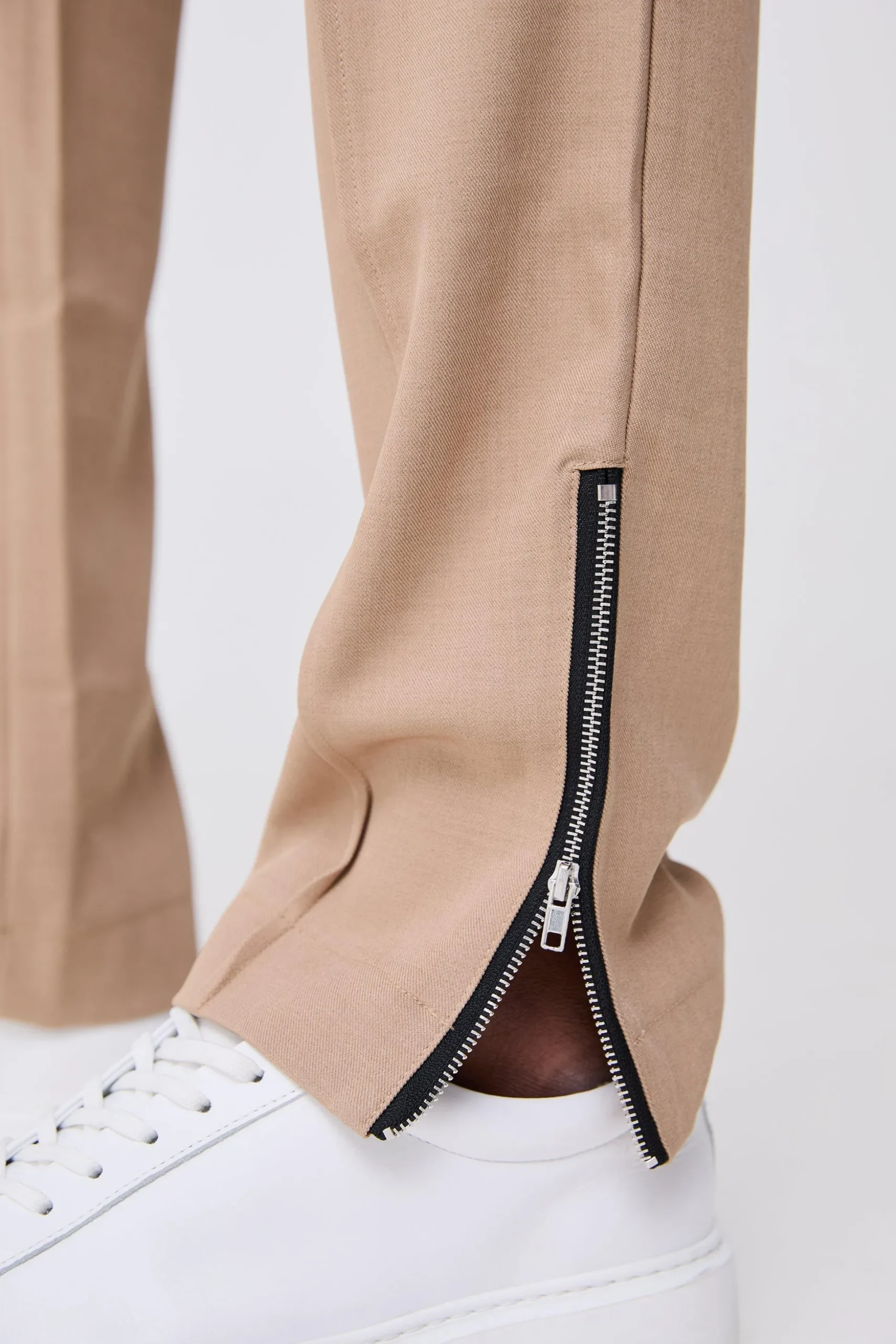 Slim Fixed Waist Tailored Trouser | BoohooMAN UK