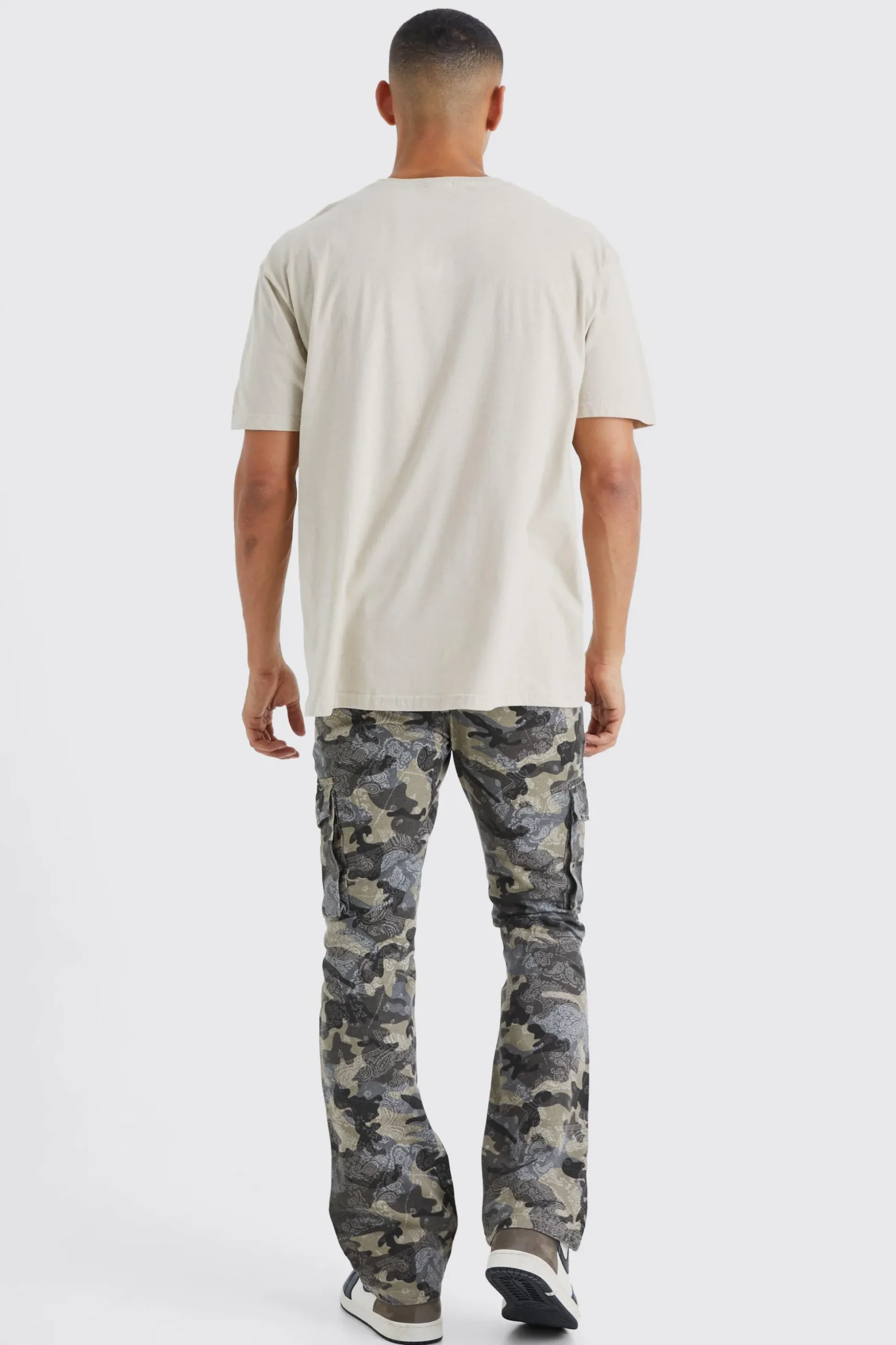 Slim Flare Gusset Camo Bandana Cargo Trouser | BoohooMAN UK