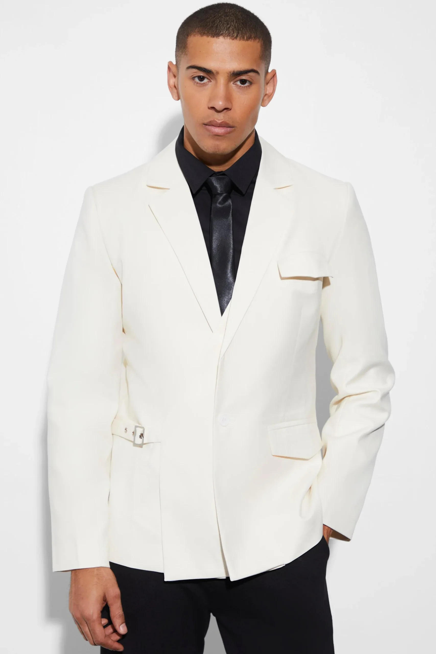 Slim Single Breasted Buckle Blazer | BoohooMAN UK