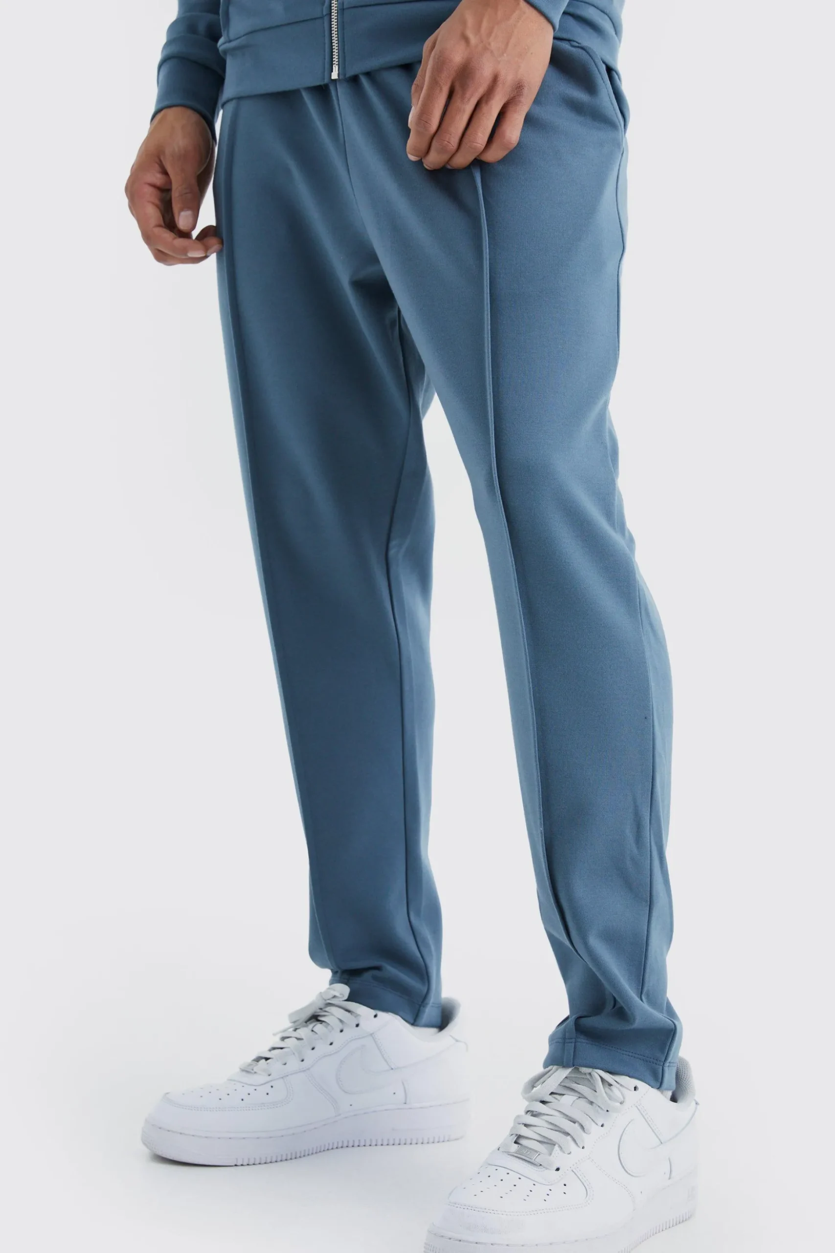 Slim Tapered Elastic Waist Pintuck Crop Jogger | BoohooMAN UK