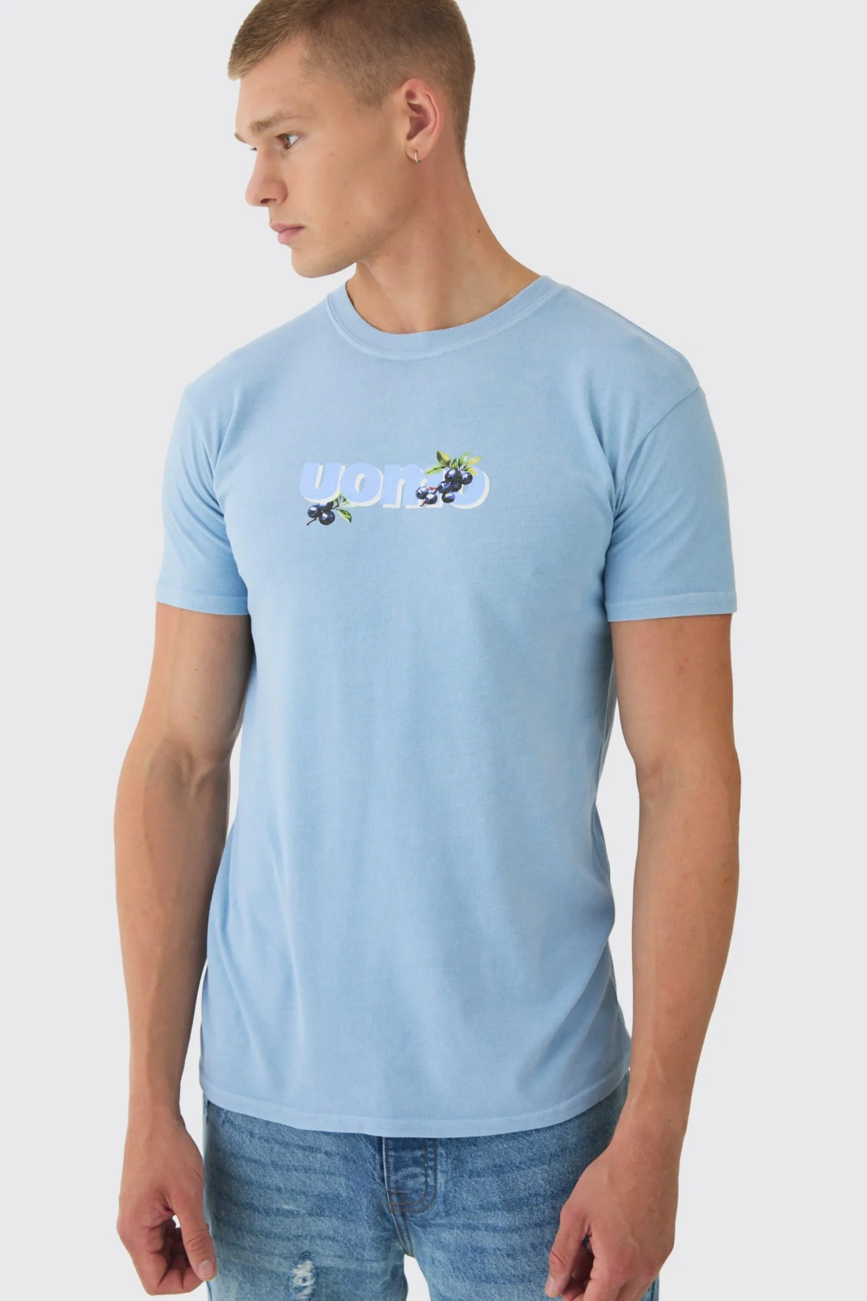 Slim Uomo Berry Back Print Wash T-Shirt | BoohooMAN UK