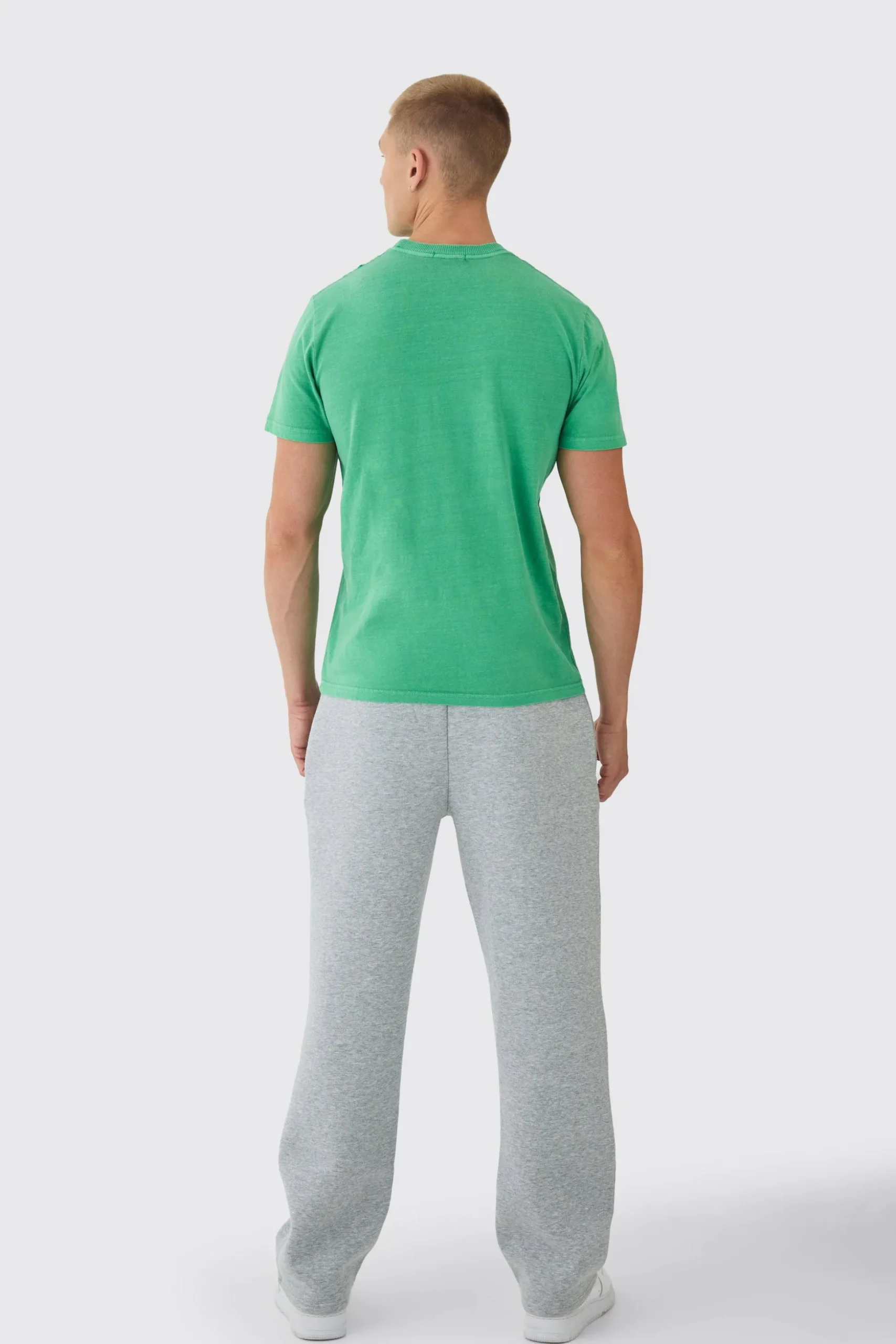 Slim Worldwide Chest Wash Embroidered T-Shirt | BoohooMAN UK