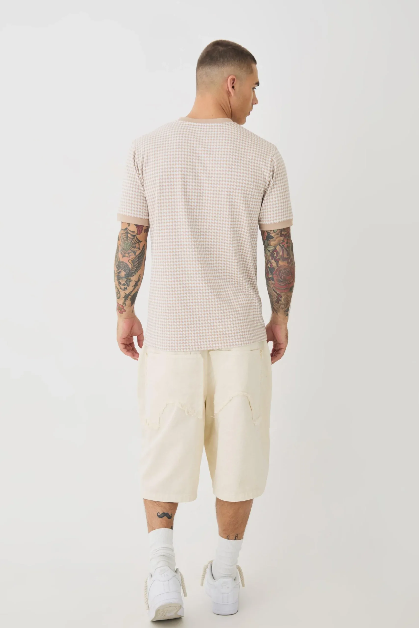 Smart Slim Dogtooth Jacquard Ringer T-shirt | BoohooMAN UK