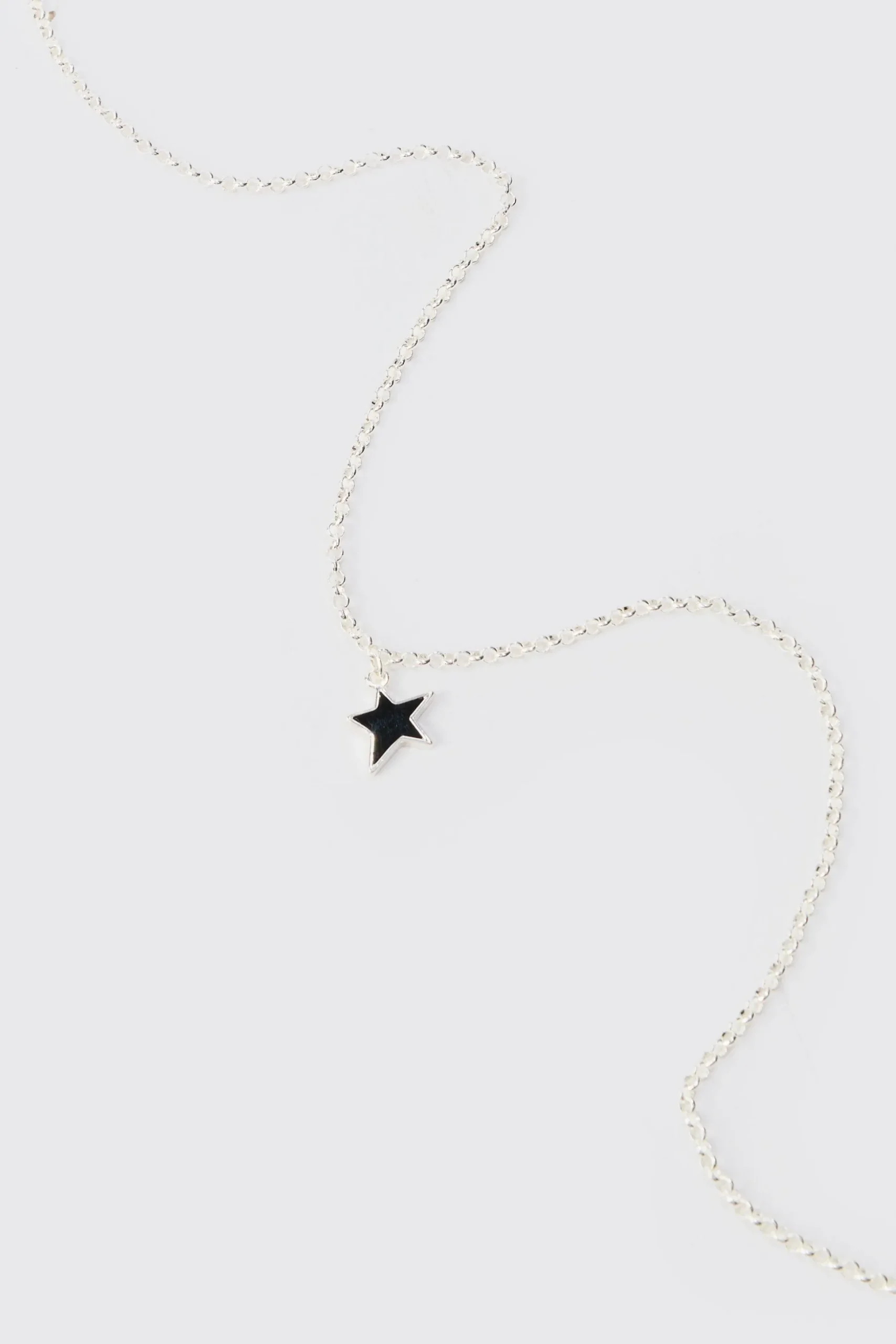 Star Pendant Chain Necklace | BoohooMAN UK