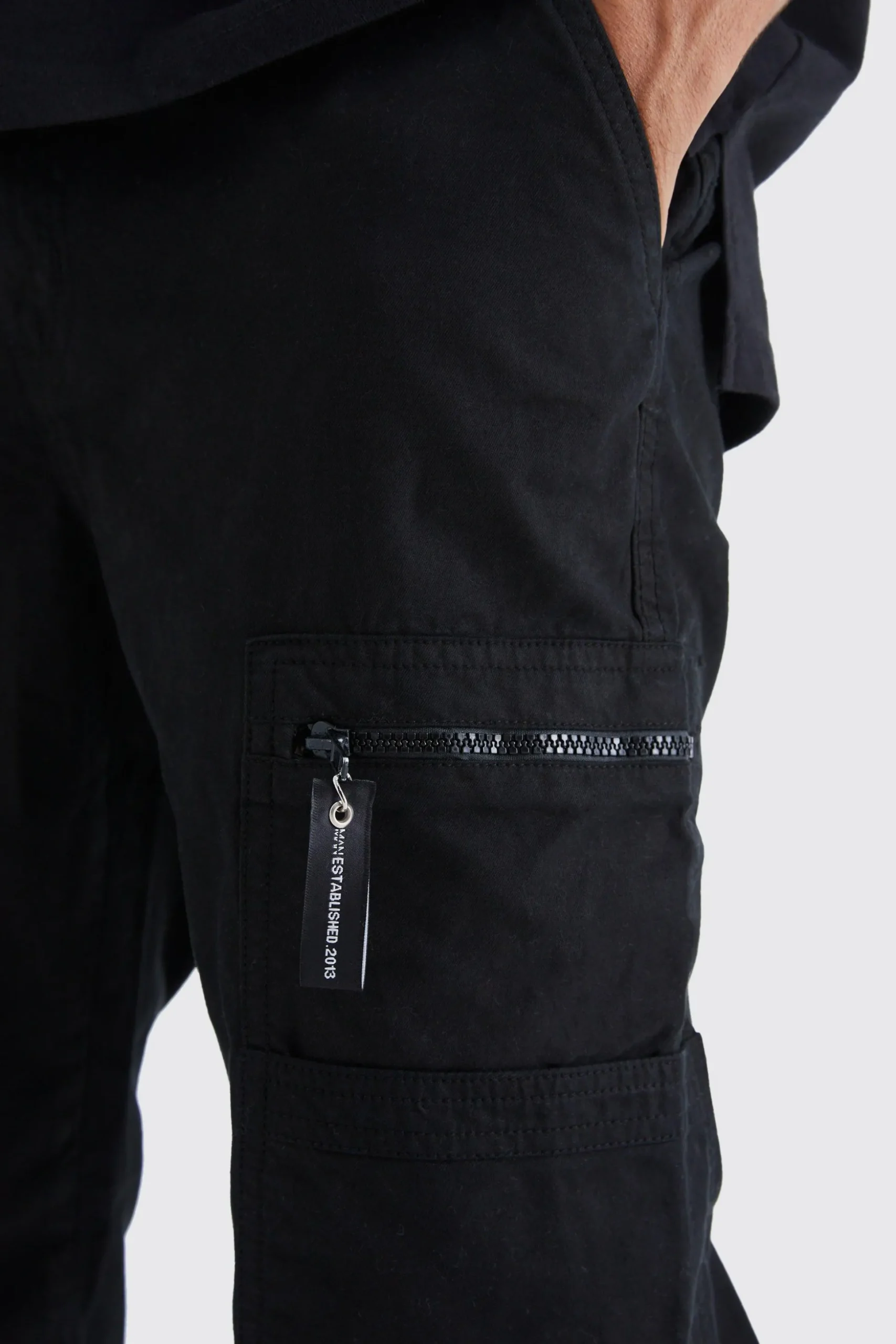 Straight Leg Cargo Trouser With Branded Zip Puller | BoohooMAN UK
