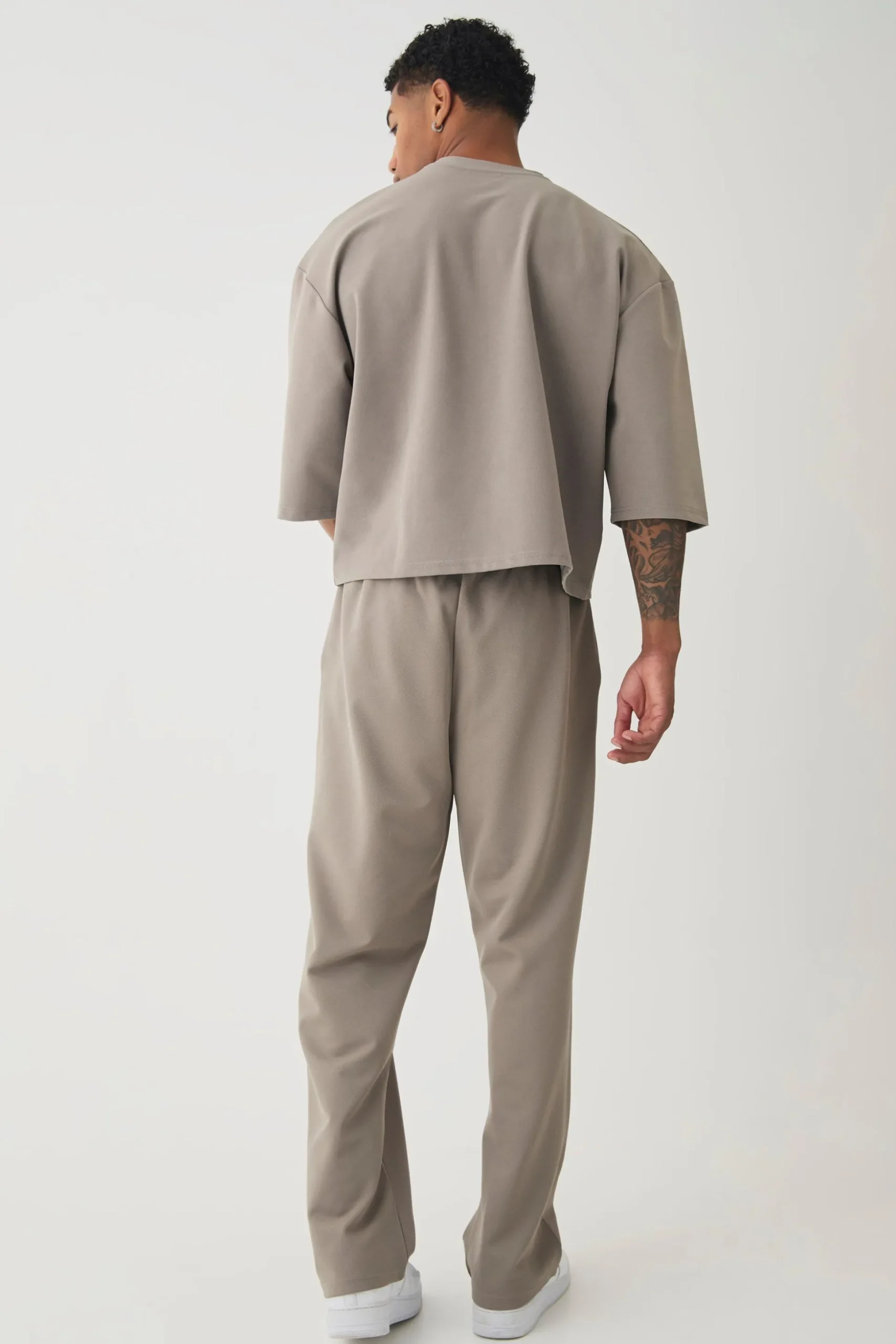 Straight Leg Jersey Twill Jogger | BoohooMAN UK