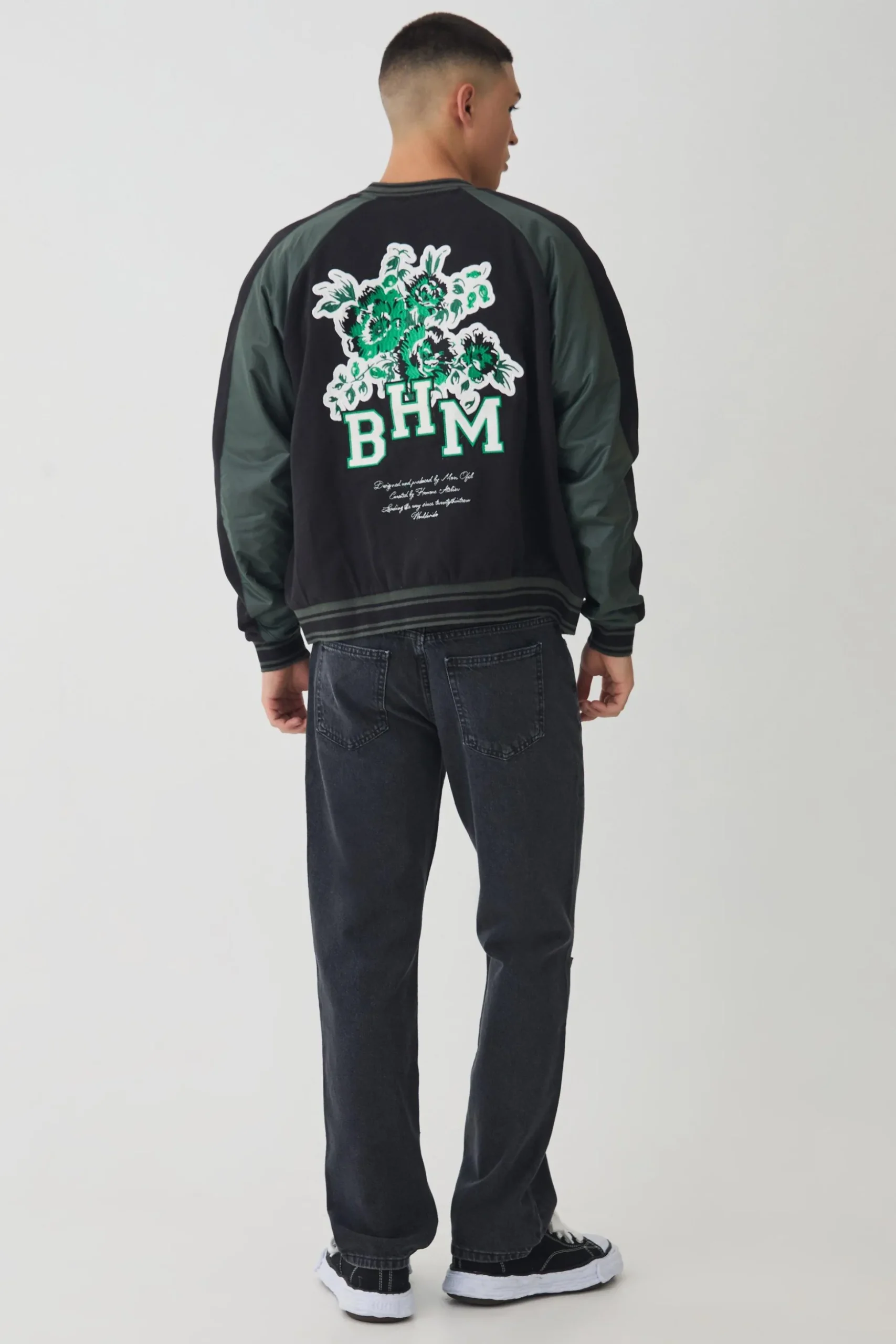 Straight Leg Rigid Ripped Knee Distressed Jeans | BoohooMAN UK