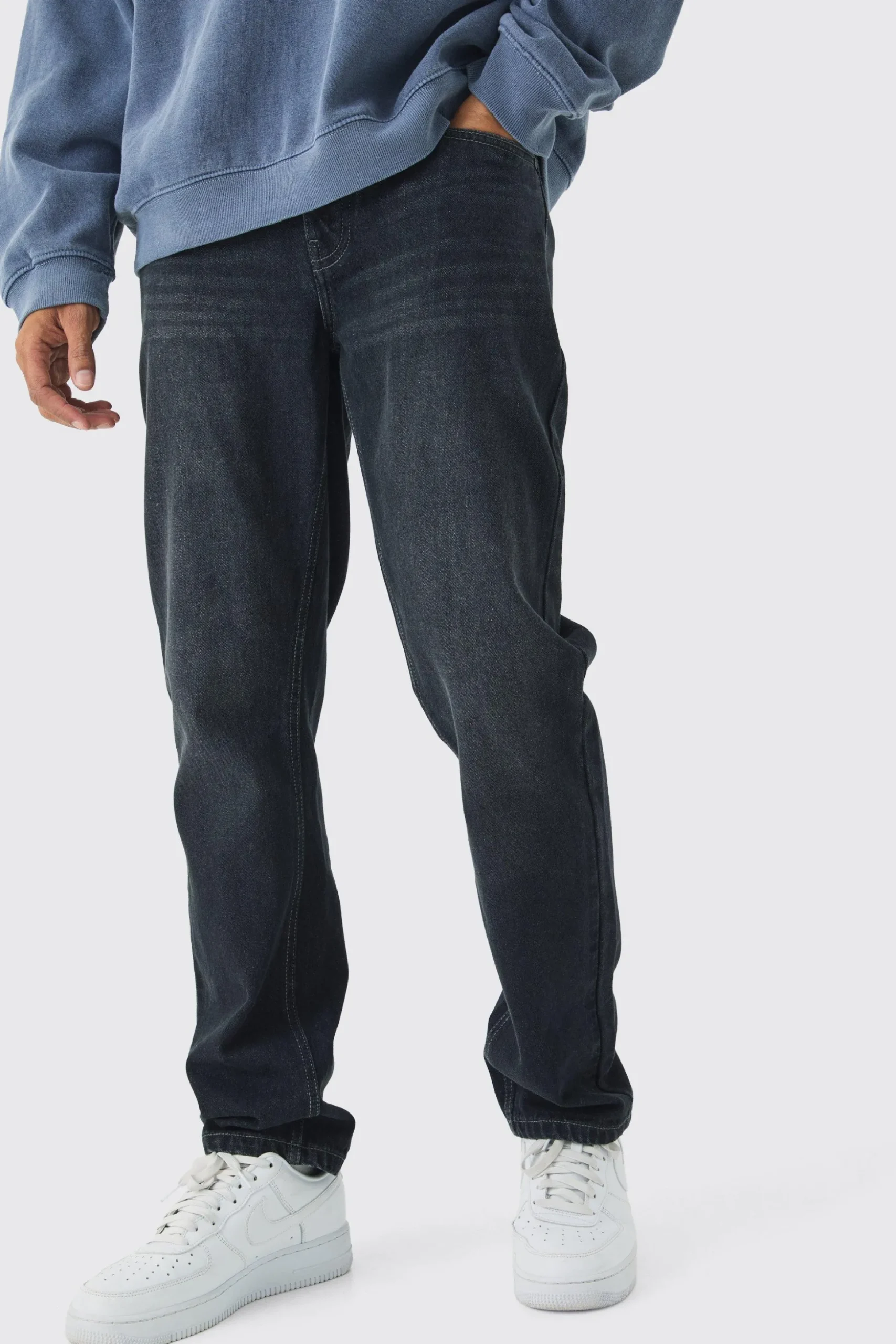 Straight Rigid Jean In Dark Grey | BoohooMAN UK