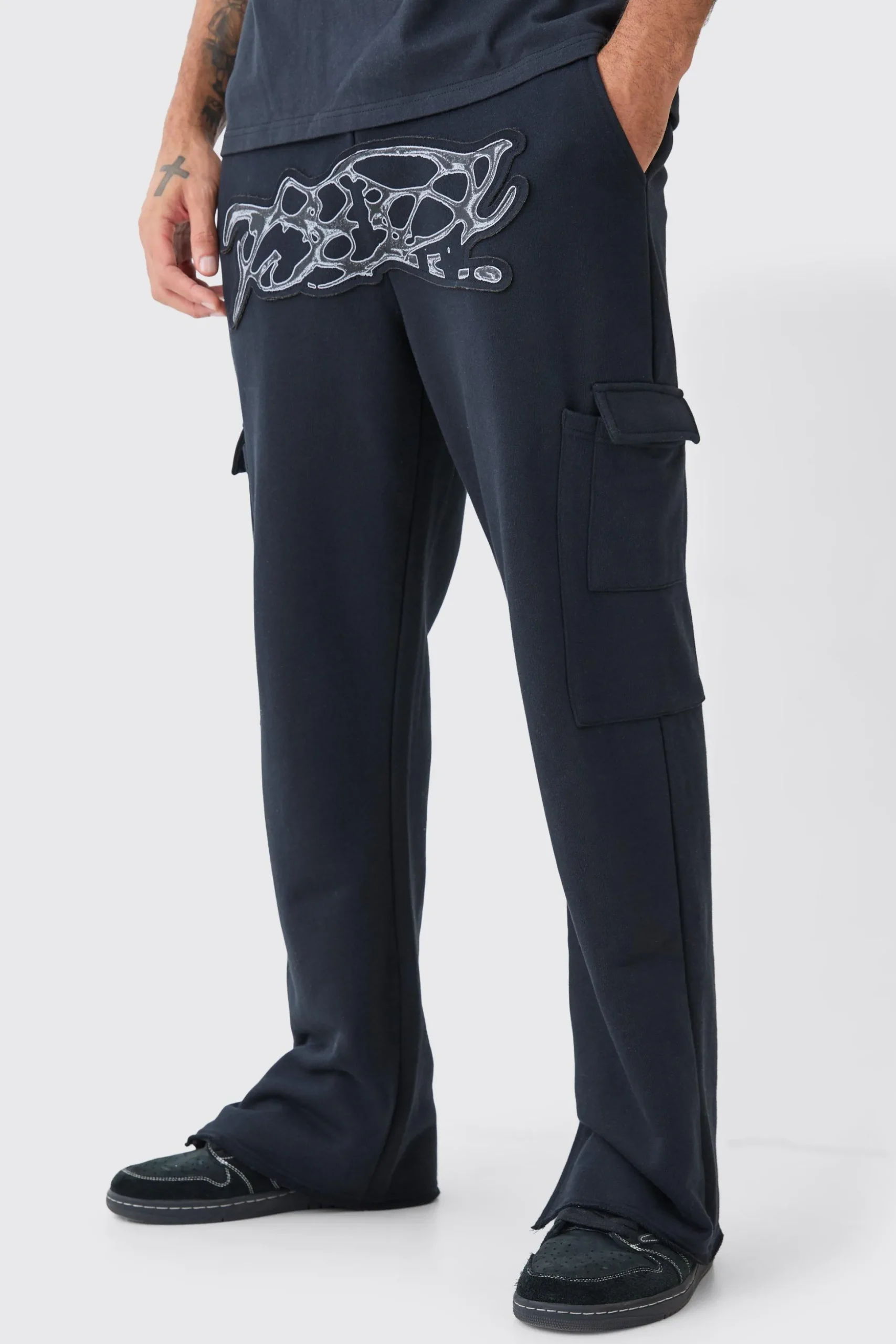 Straight Split Hem Heavy Distressed Applique Joggers | BoohooMAN UK