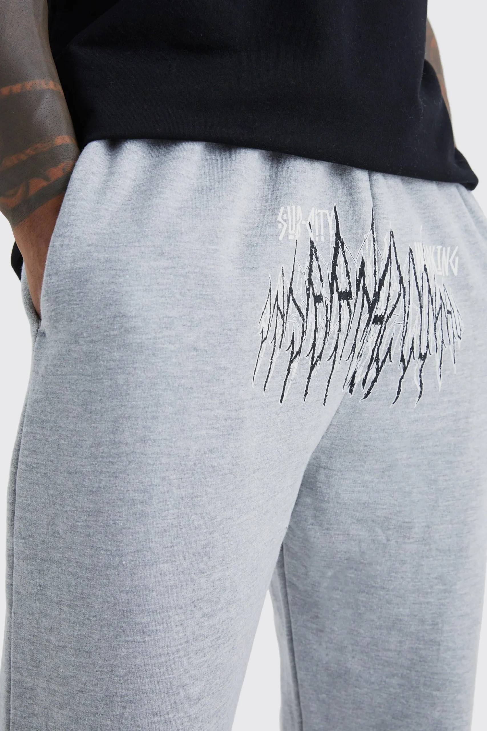 Sub City Graphic Jogger | BoohooMAN UK