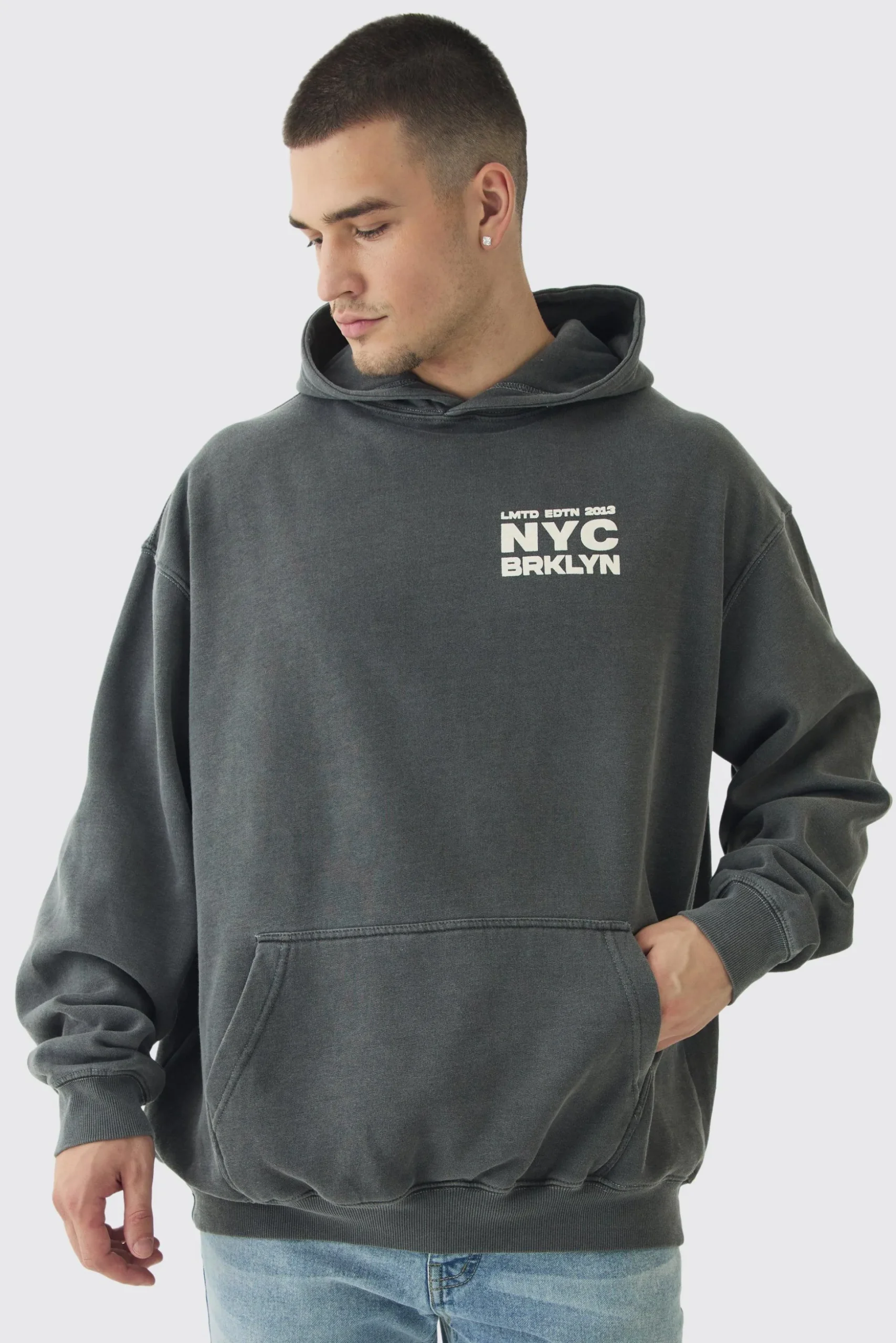 Tall Brooklyn Oversized Graphic Hoodie | BoohooMAN UK