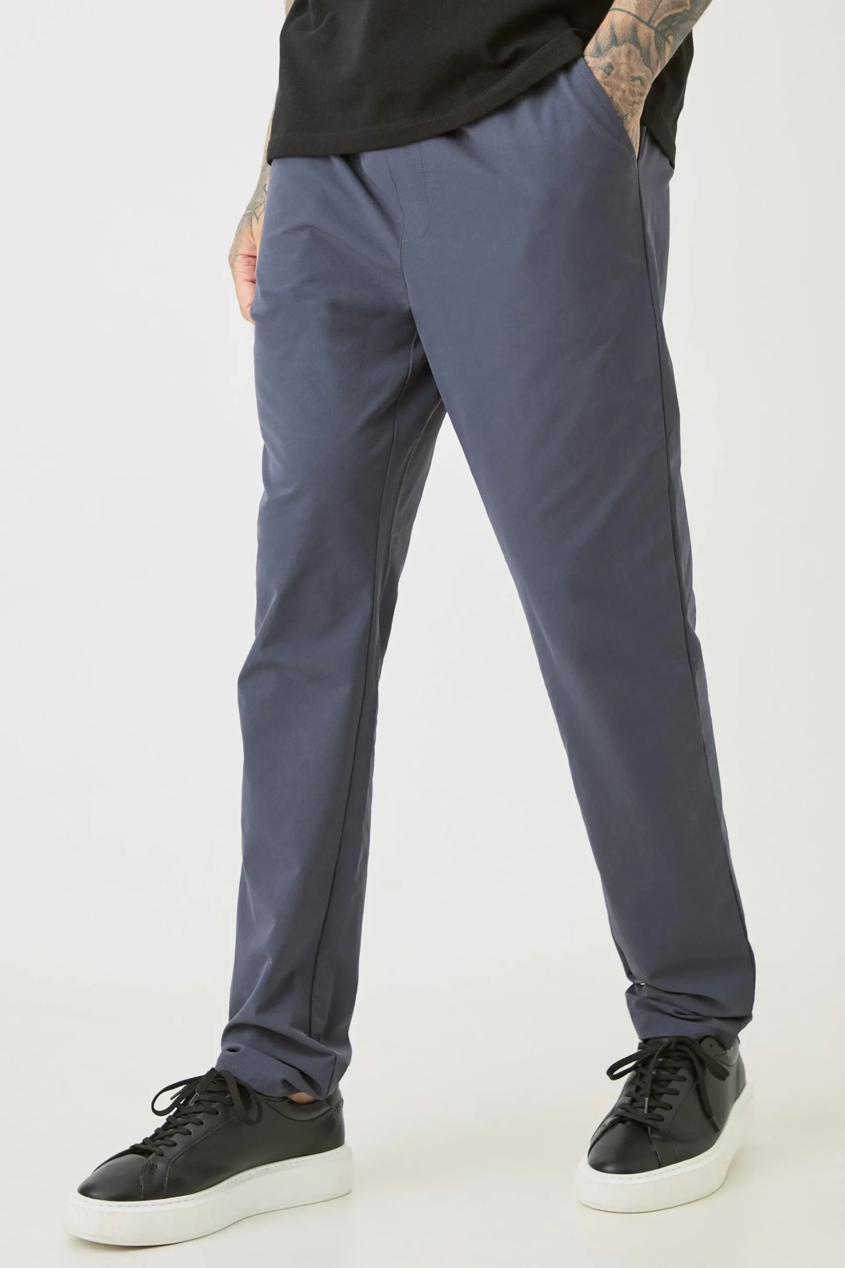 Tall Elasticated Lightweight Technical Stretch Slim Fit Trousers | BoohooMAN UK
