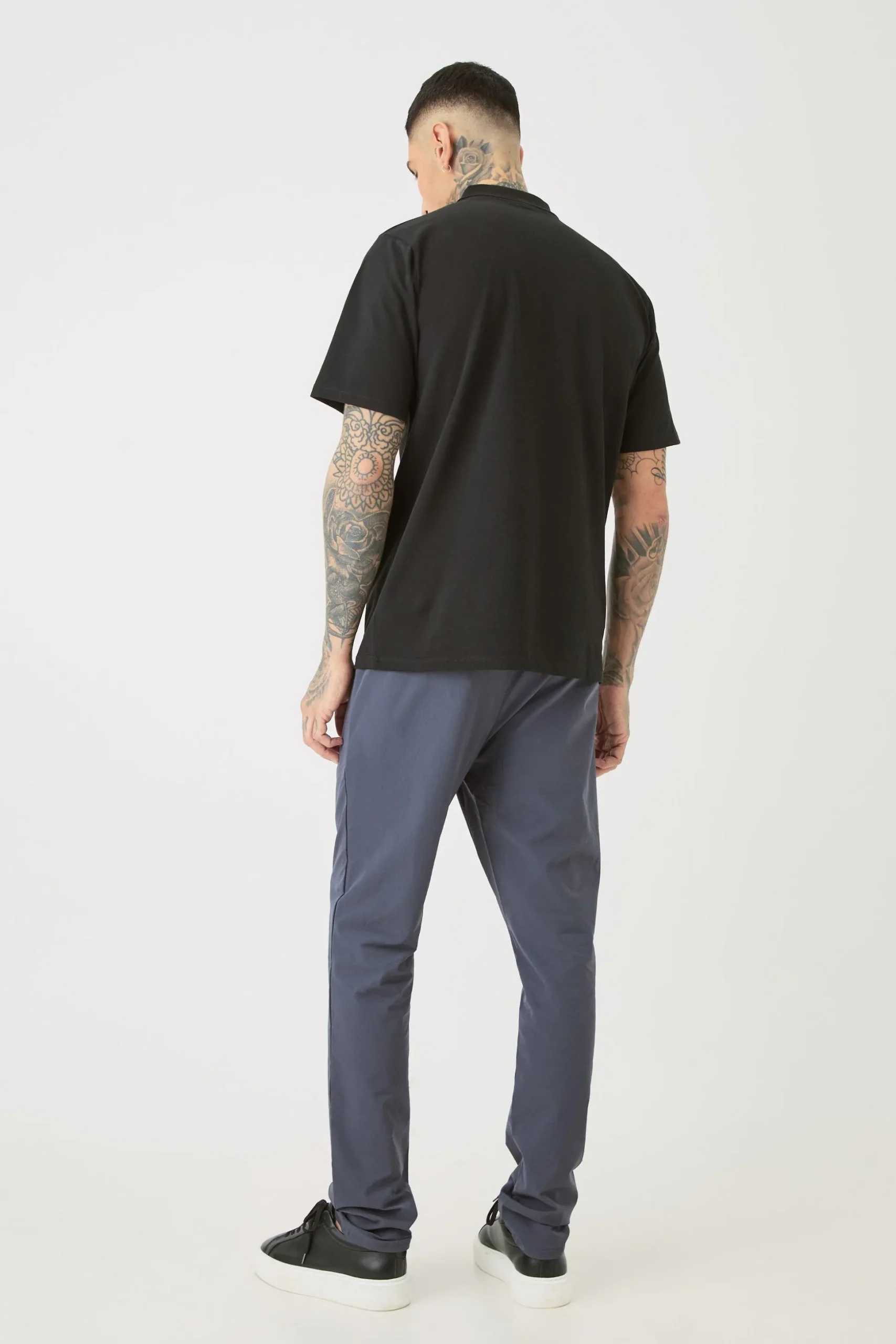 Tall Elasticated Lightweight Technical Stretch Slim Fit Trousers | BoohooMAN UK