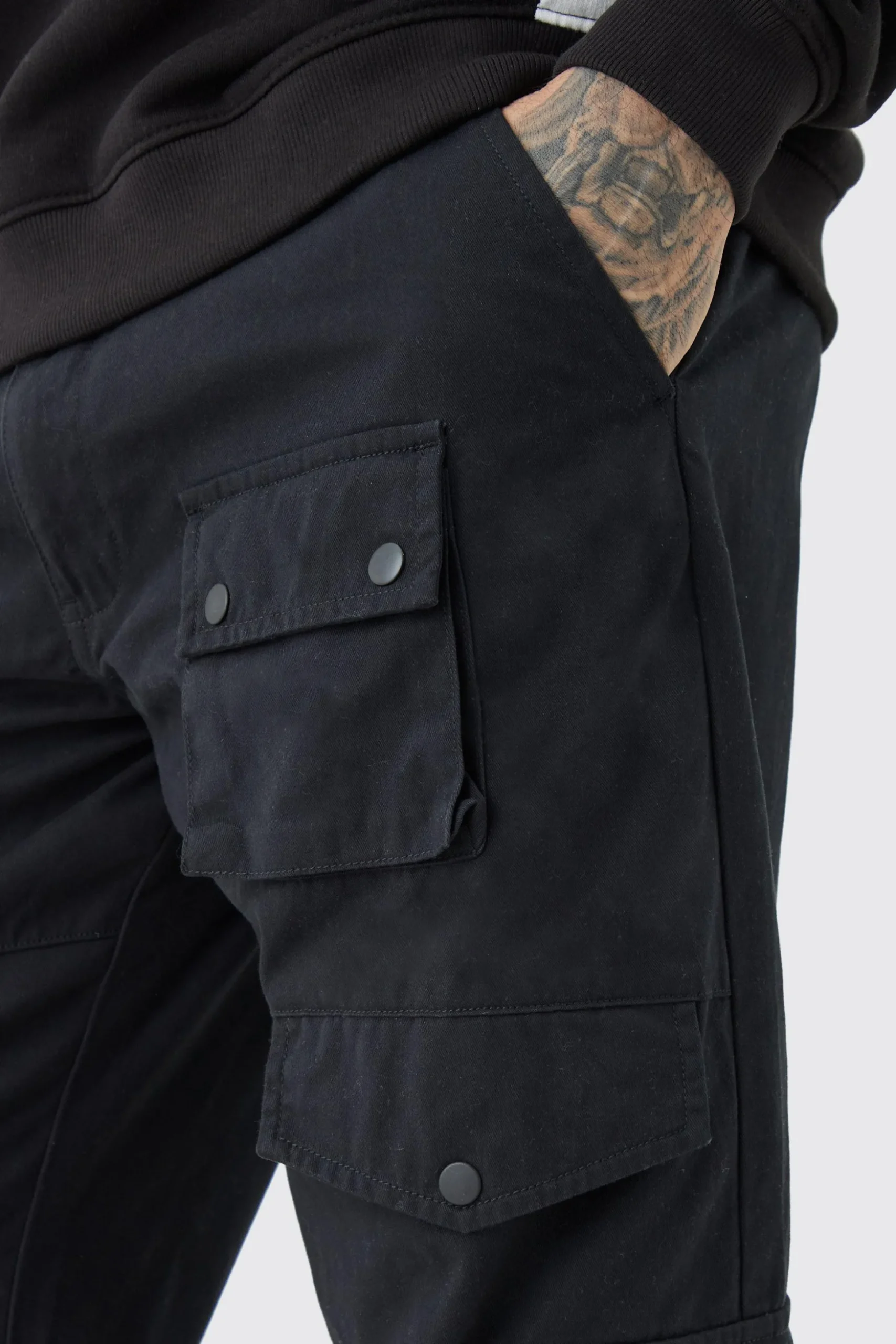 Tall Fixed Waist Relaxed Fit Cargo Trouser | BoohooMAN UK
