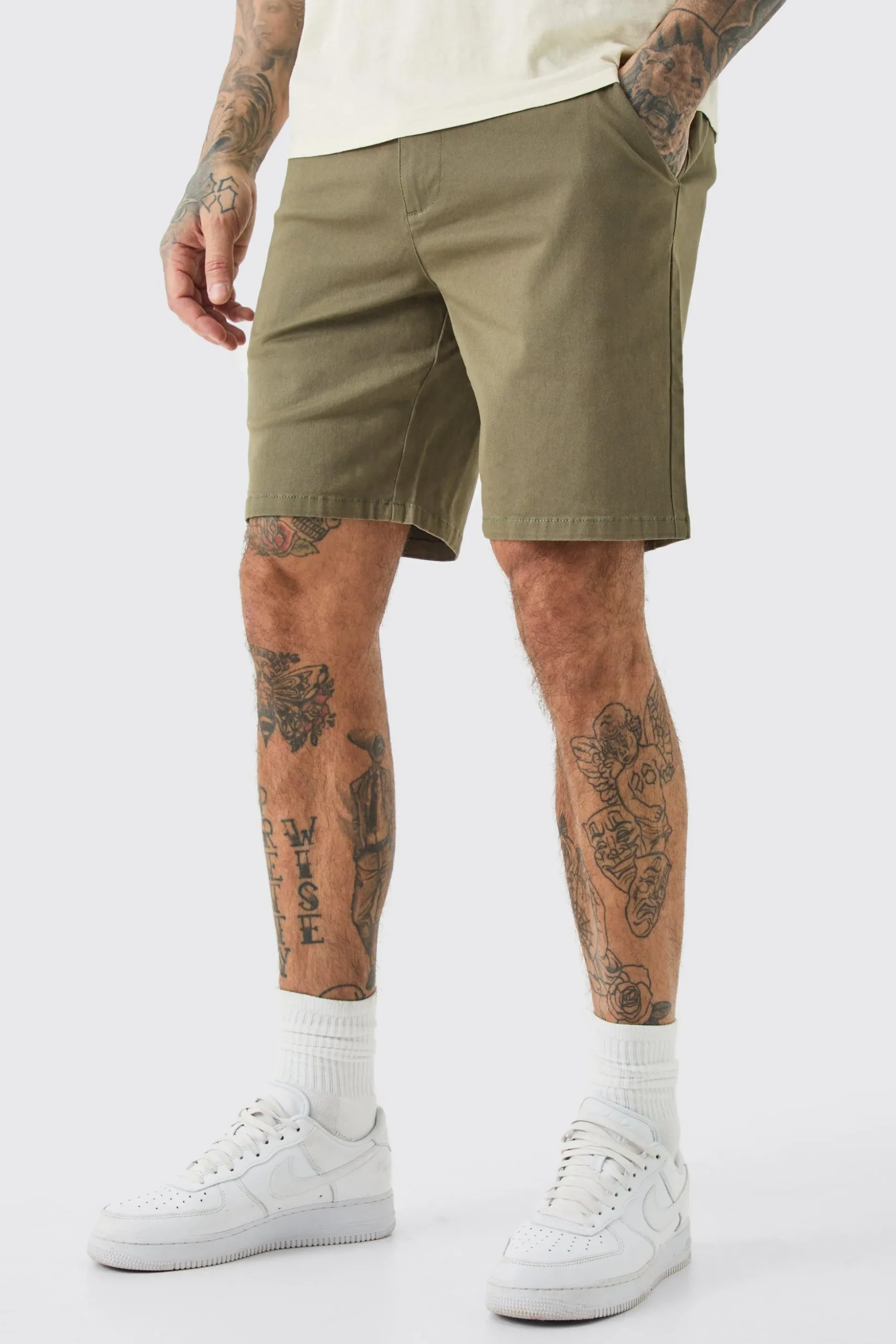 Tall Fixed Waist Slim Fit Chino Shorts In Khaki | BoohooMAN UK