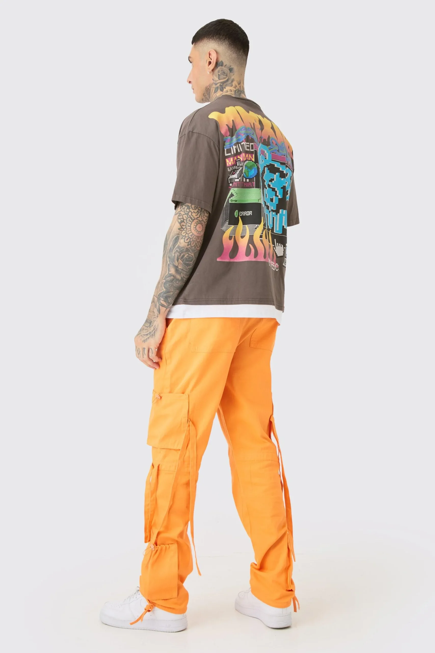 Tall Fixed Waist Washed Twill Multi Cargo Trouser | BoohooMAN UK