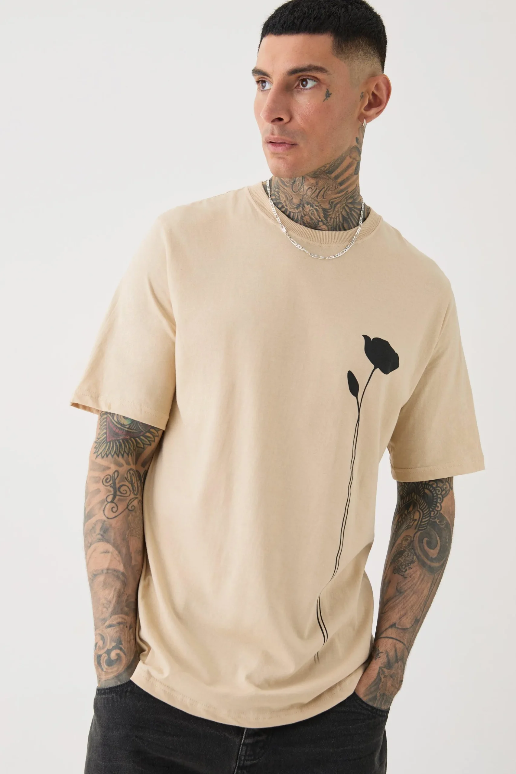 Tall Floral Line Drawing Print T-shirt | BoohooMAN UK