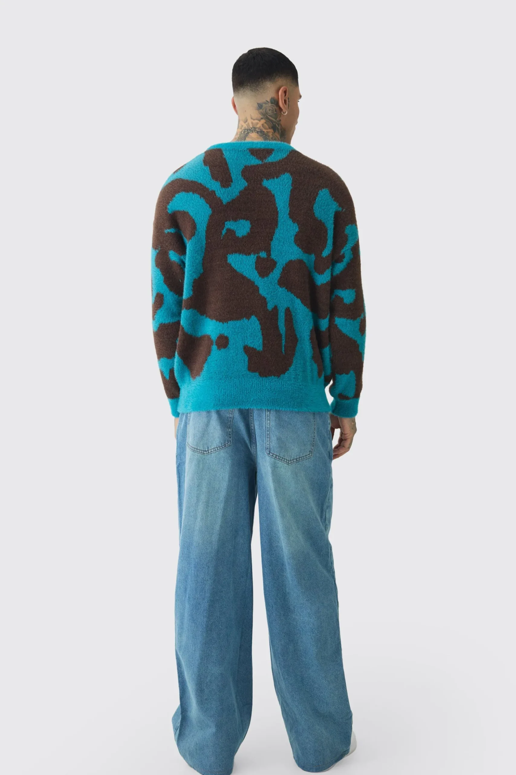 Tall Fluffy Knit Abstract Sweatshirt | BoohooMAN UK