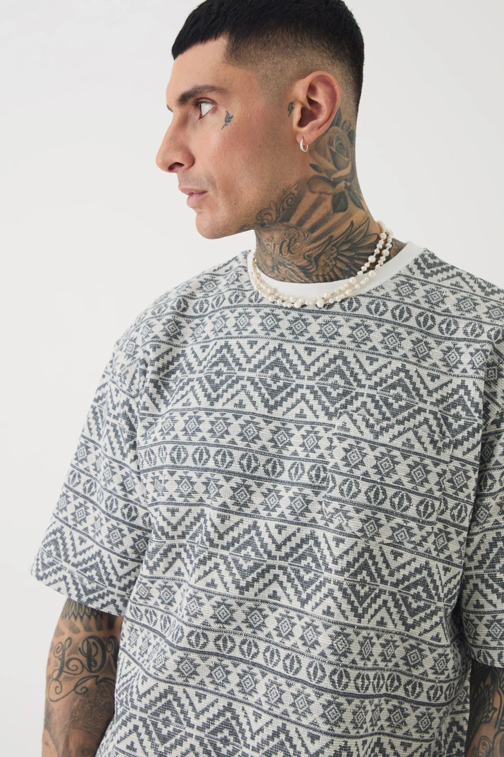 Tall Oversized Jacquard Abstract T-shirt | BoohooMAN UK