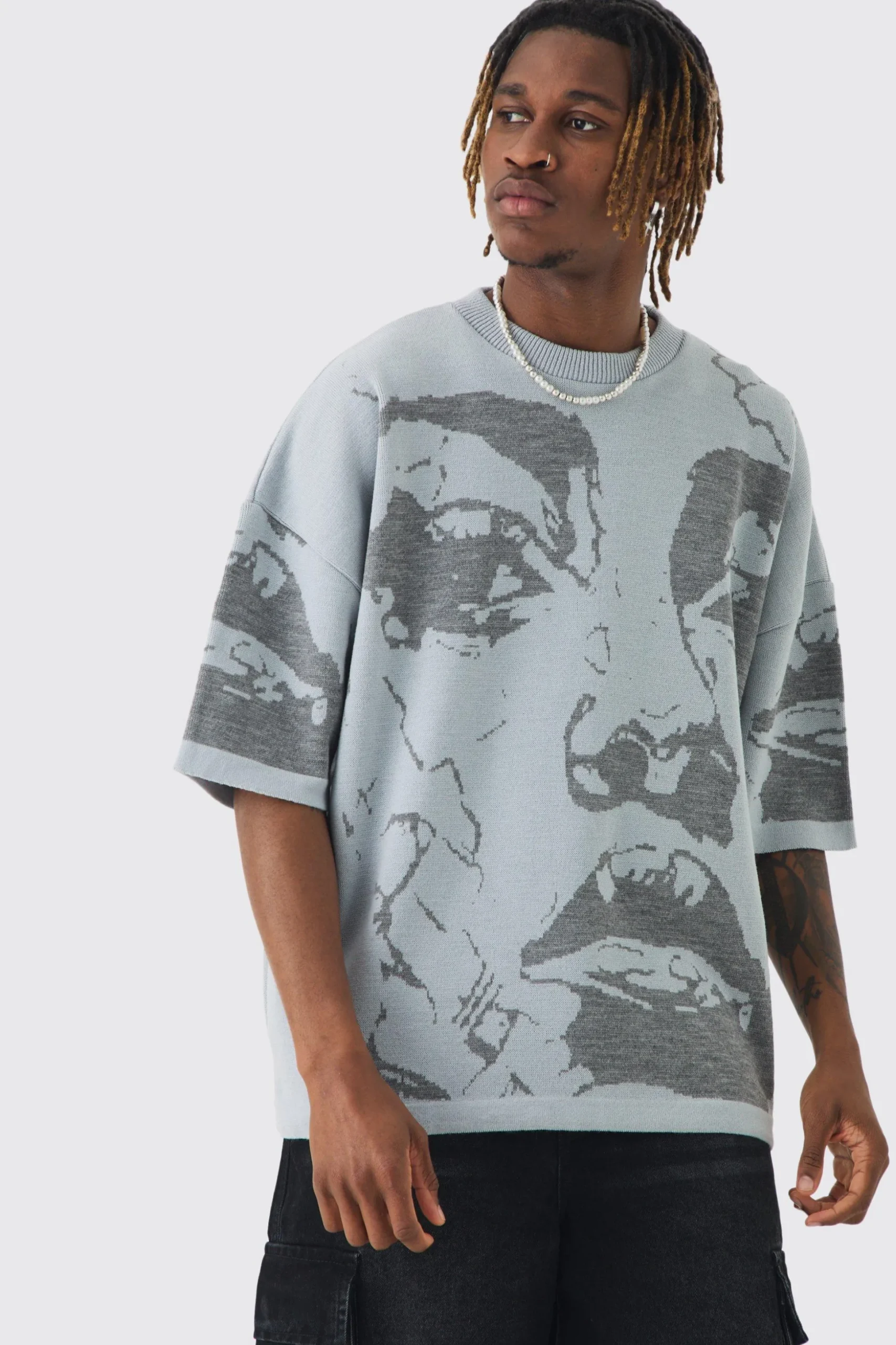 Tall Oversized Line Drawing Knitted T-shirt | BoohooMAN UK