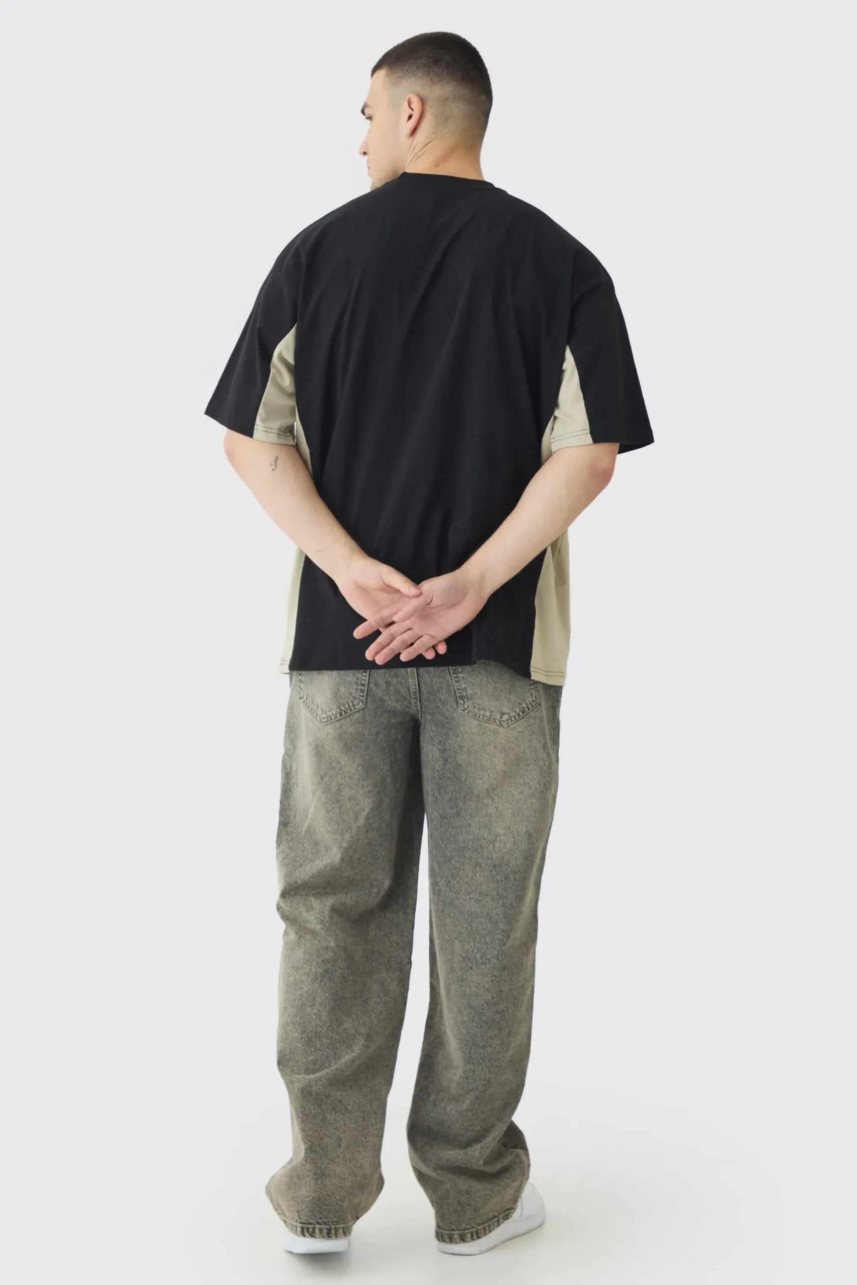 Tall Oversized Panel T-shirt In Black | BoohooMAN UK