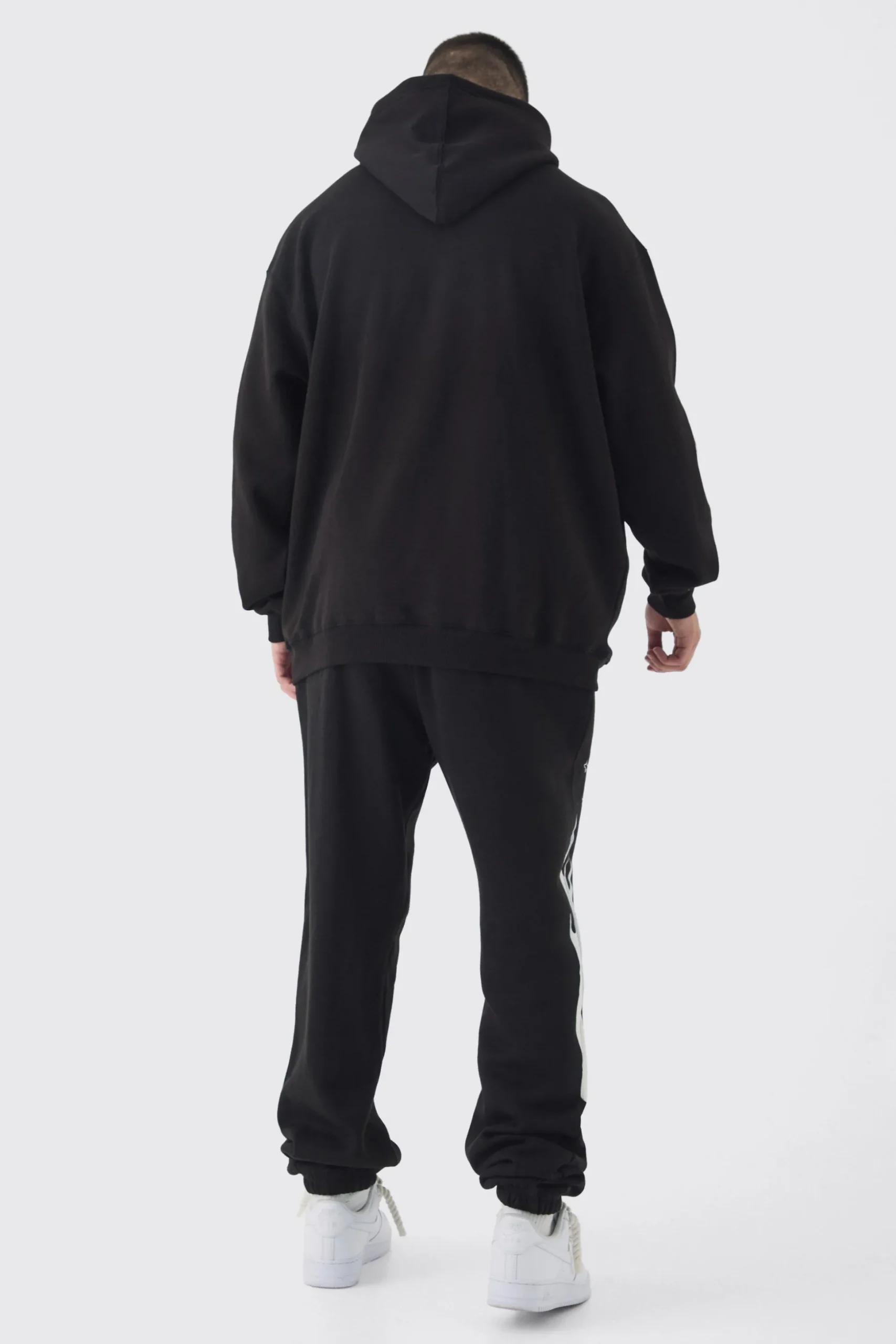 Tall Pour Homme Cross Print Oversized Tracksuit In Black | BoohooMAN UK