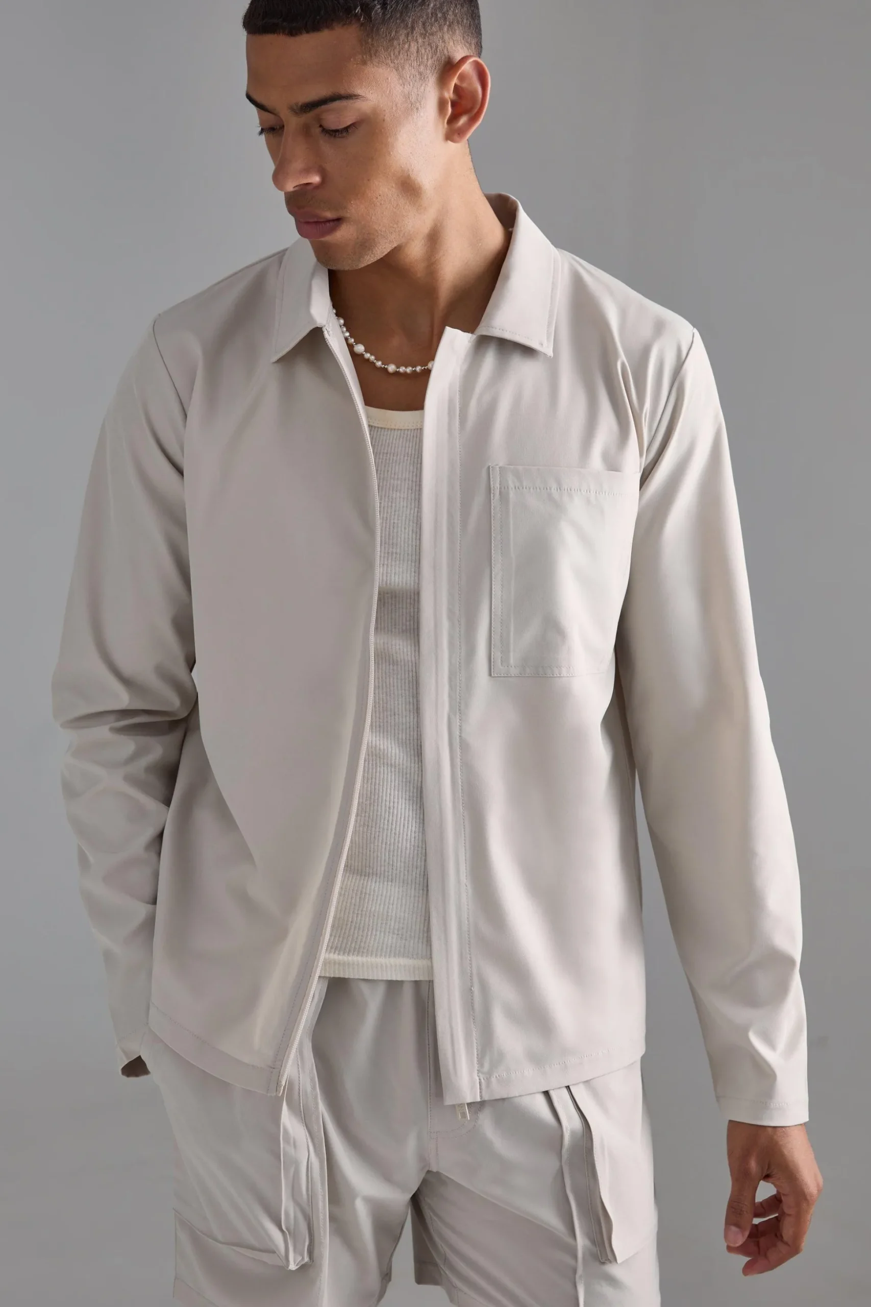 Technical Stretch Concealed Placket Smart Harrington | BoohooMAN UK