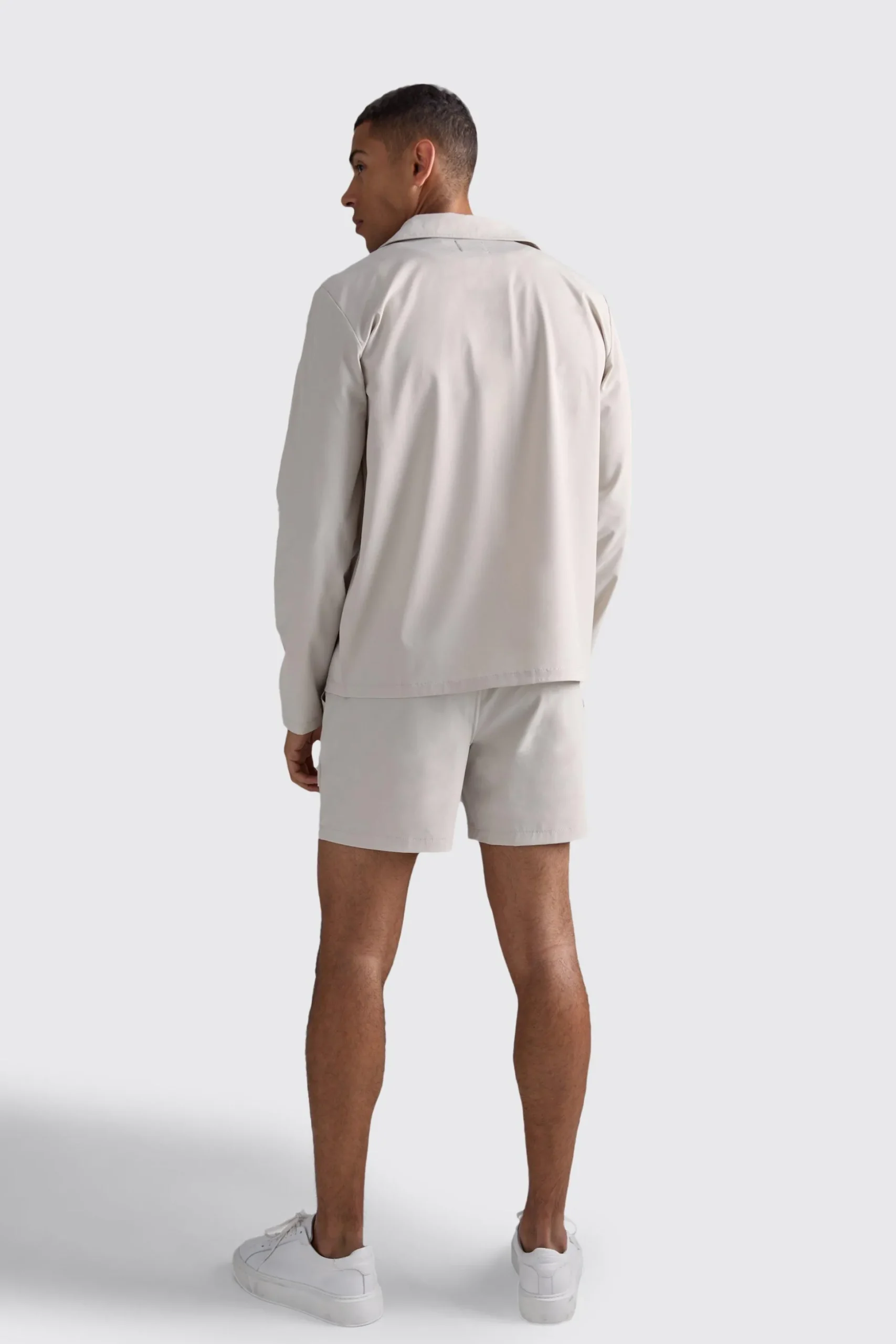 Technical Stretch Smart Pleat Short | BoohooMAN UK
