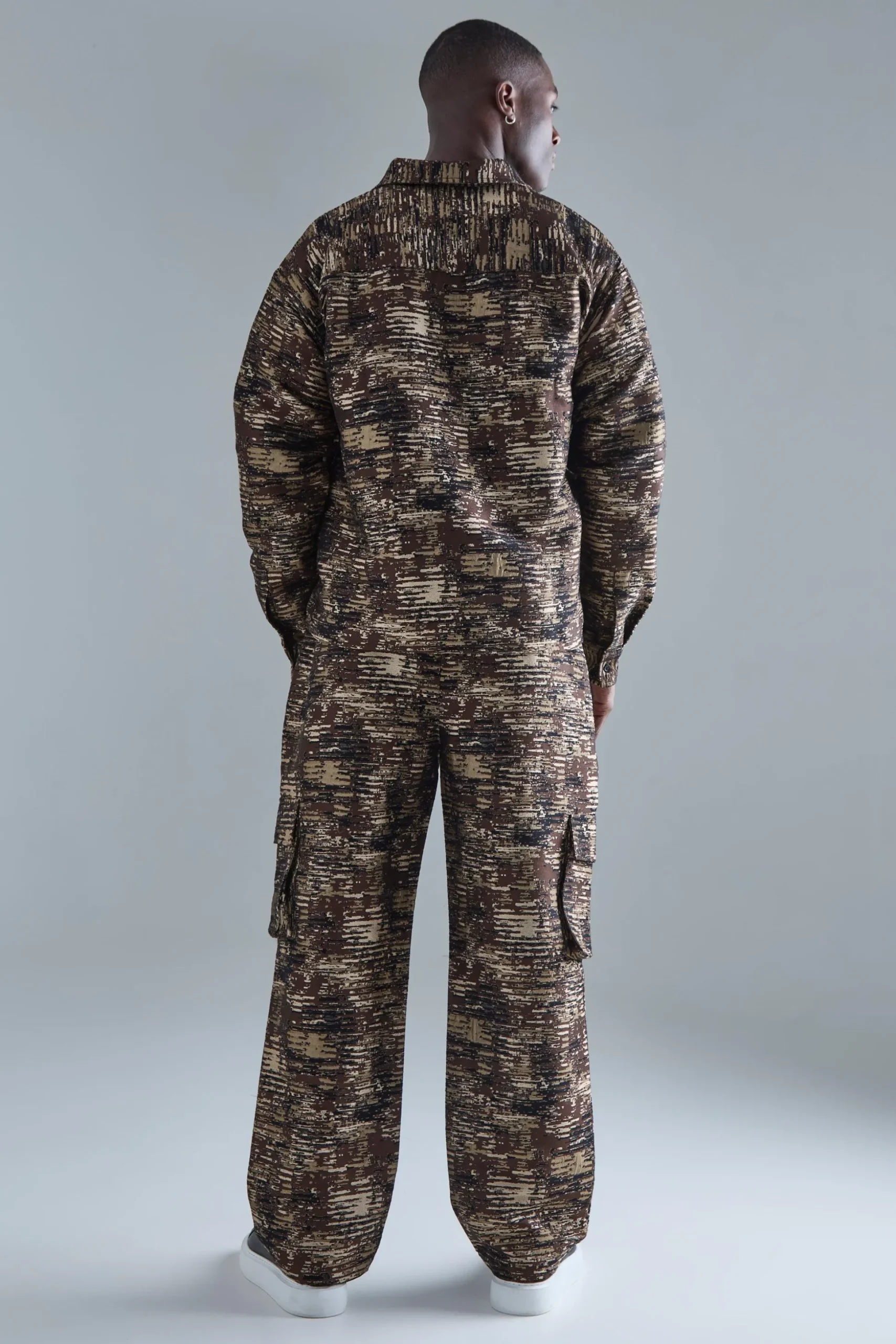 Textured Camo Patch Pocket Overshirt | BoohooMAN UK