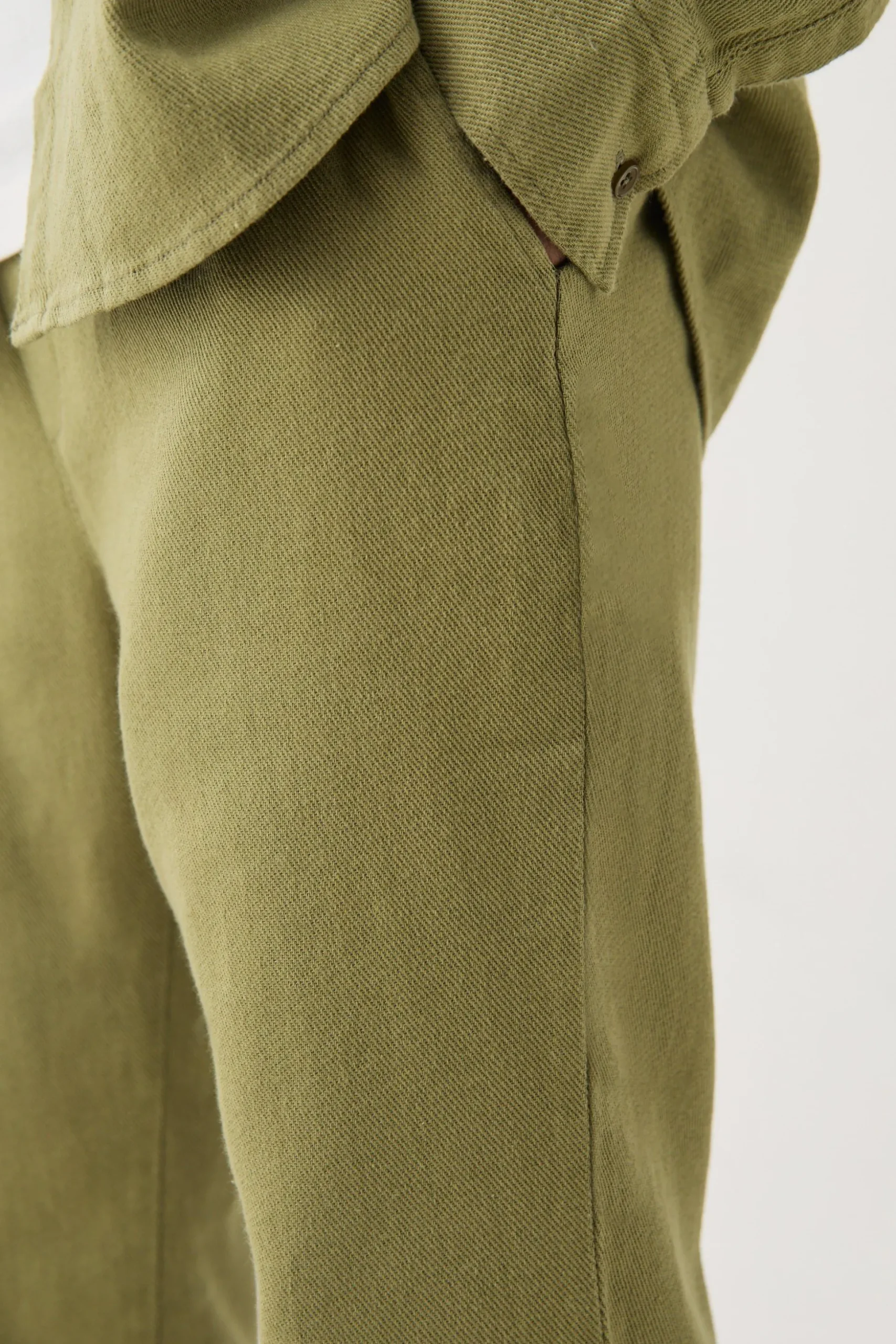 Textured Elasticated Waist Straight Fit Trousers | BoohooMAN UK