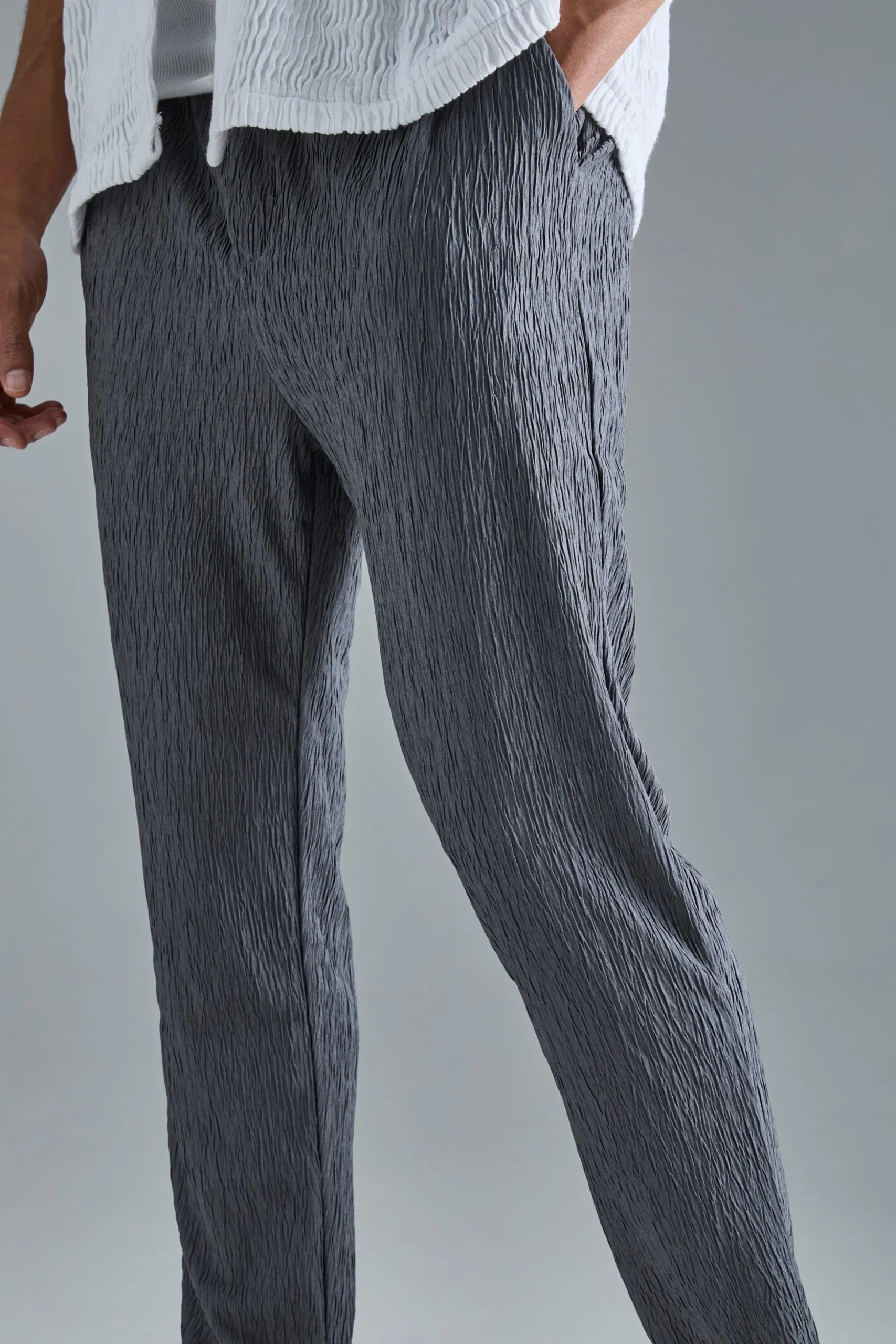 Textured Satin Elasticated Waist Tapered Trousers | BoohooMAN UK