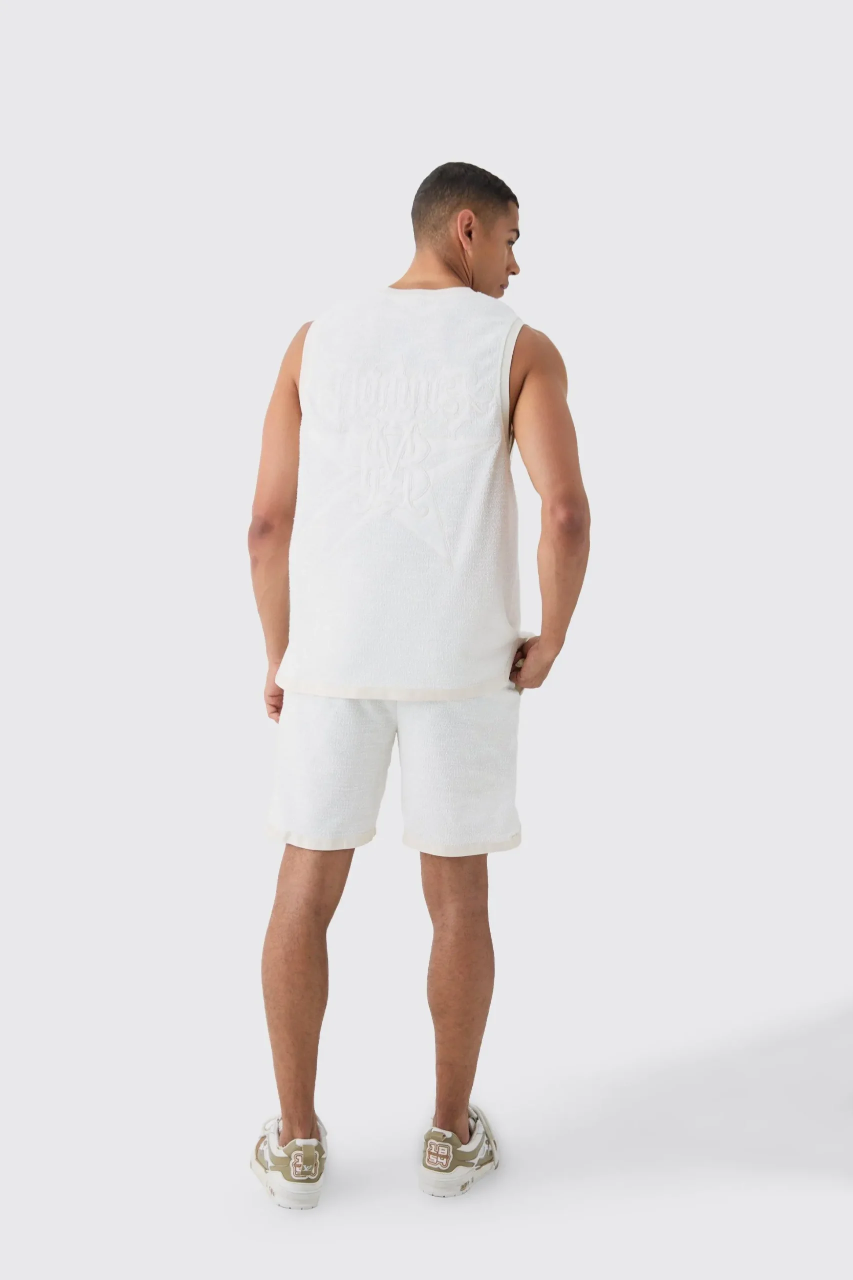 Textured Star Embroidered V Neck Basketball Vest | BoohooMAN UK