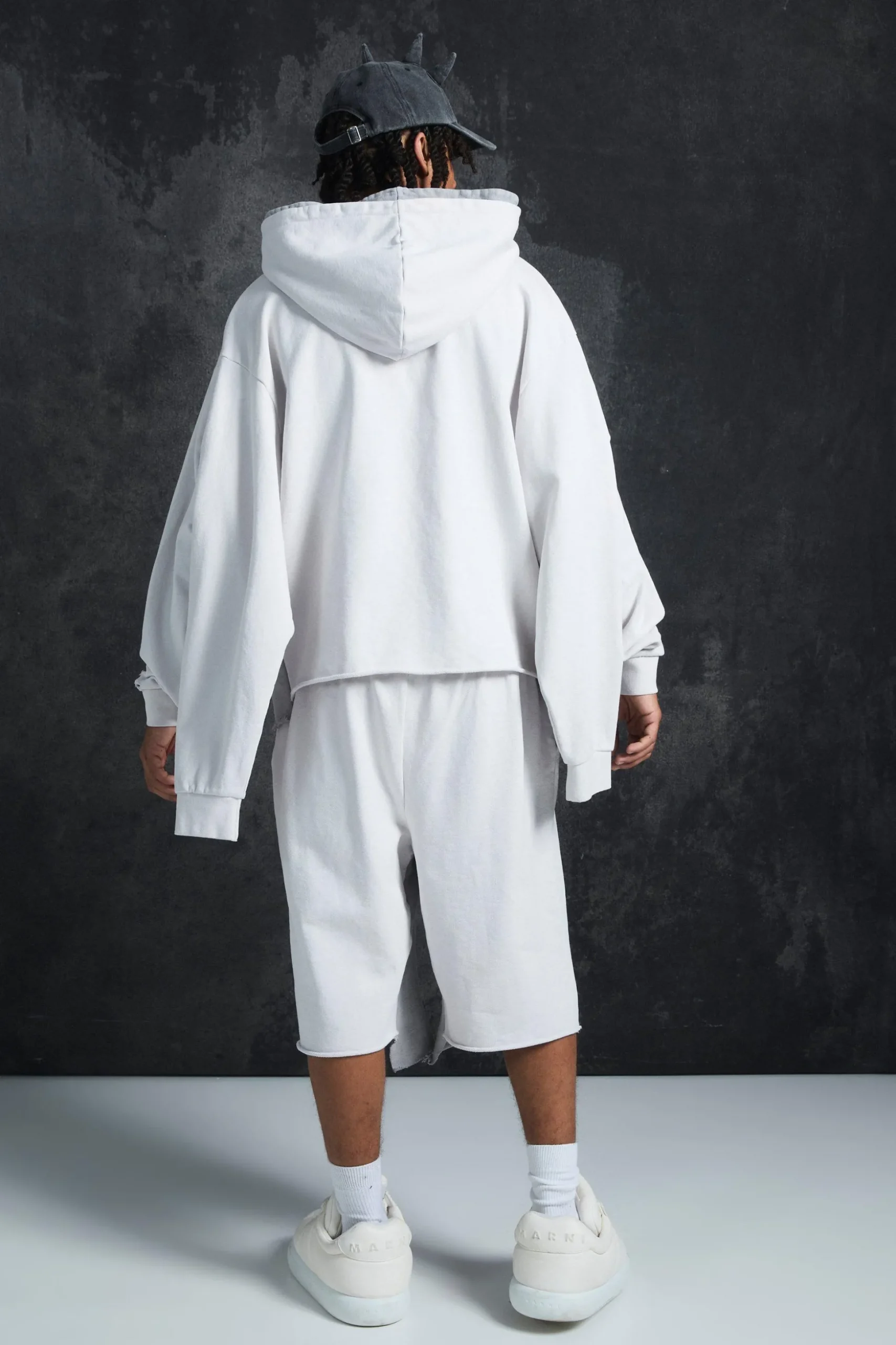 Trippie Redd Relaxed Washed & Distressed Double Waistband Long Length Short | BoohooMAN UK
